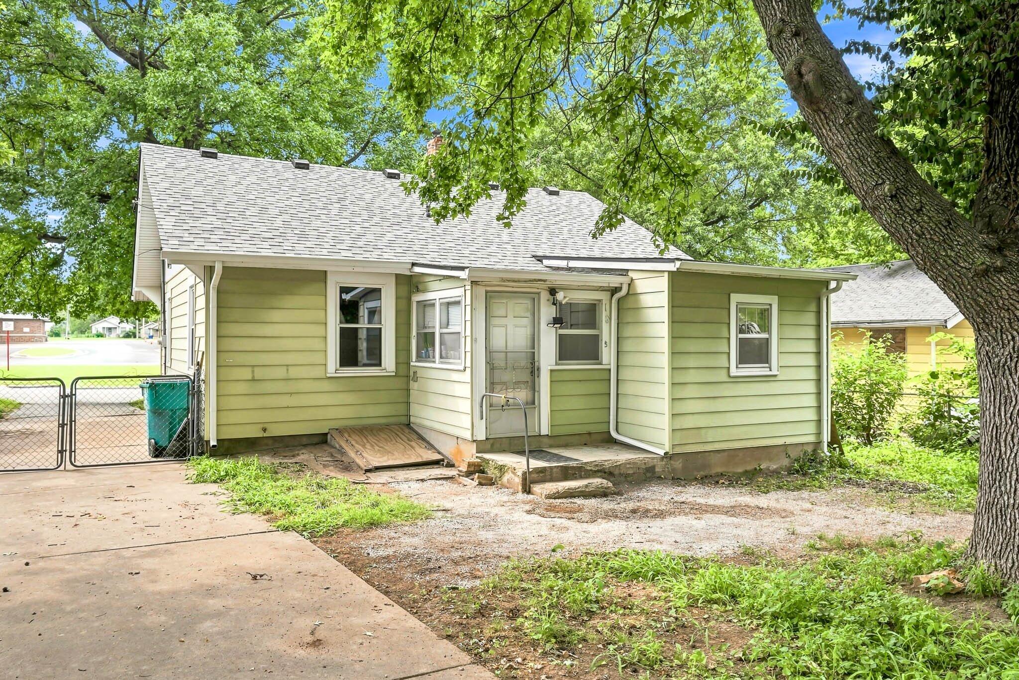 main property photo 16