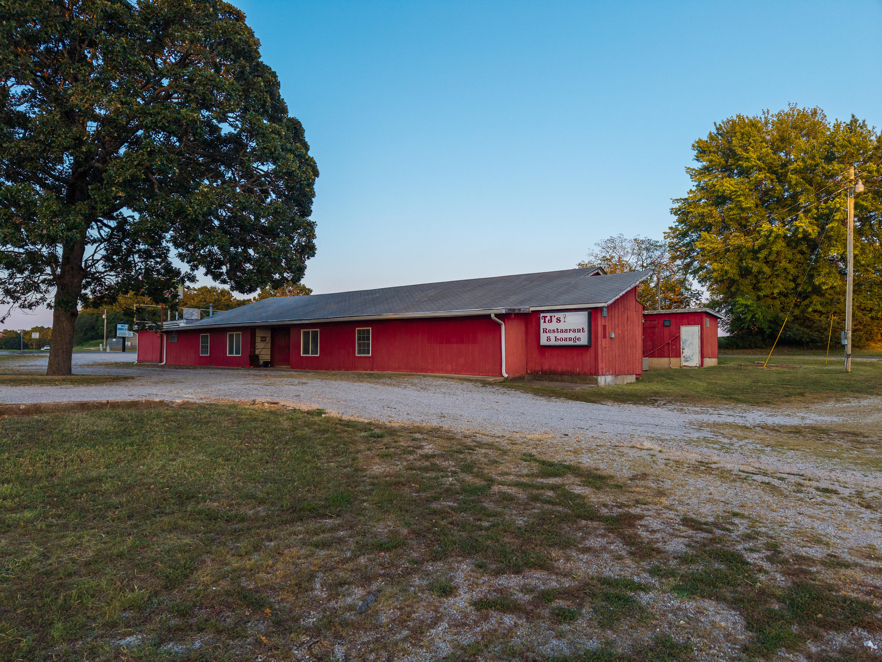 main property photo 42