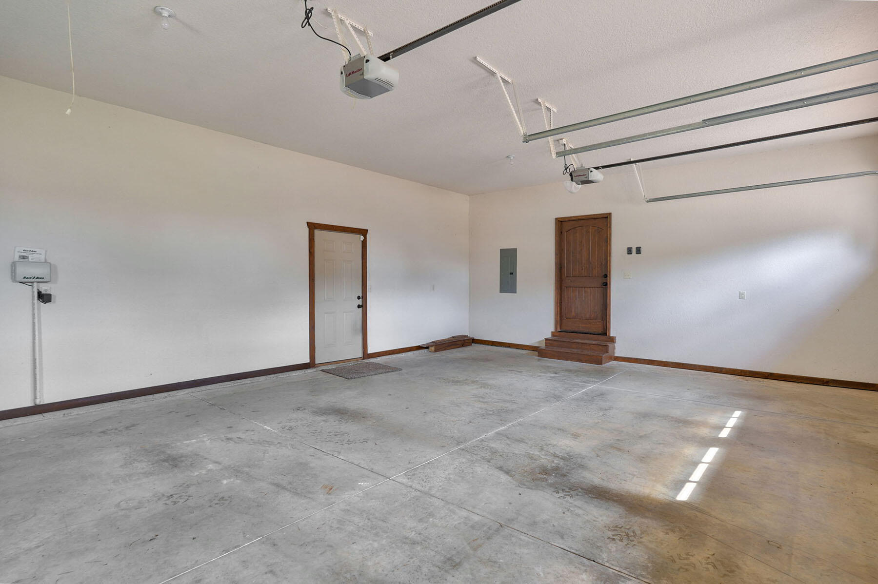 main property photo 53