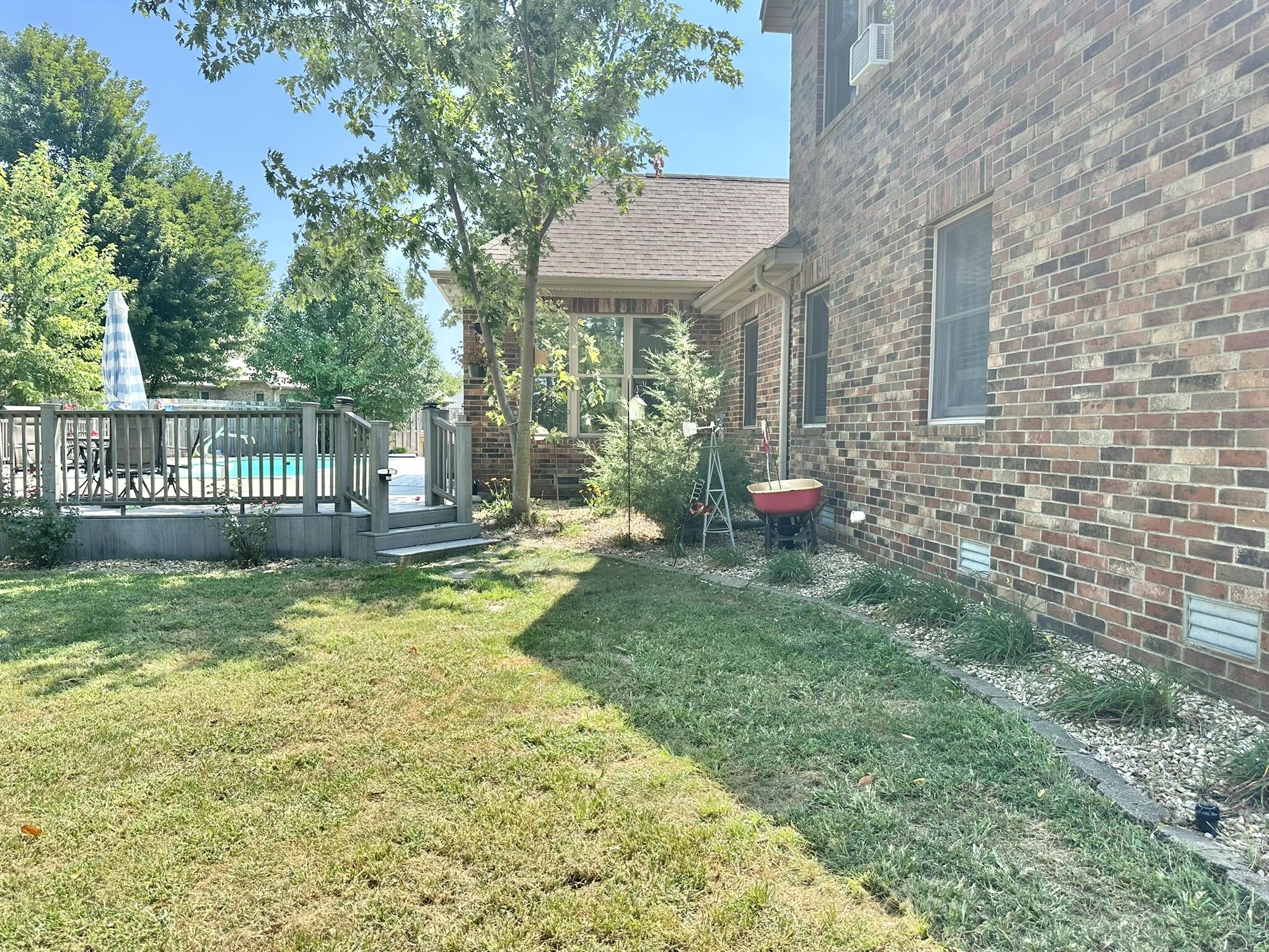 main property photo 50