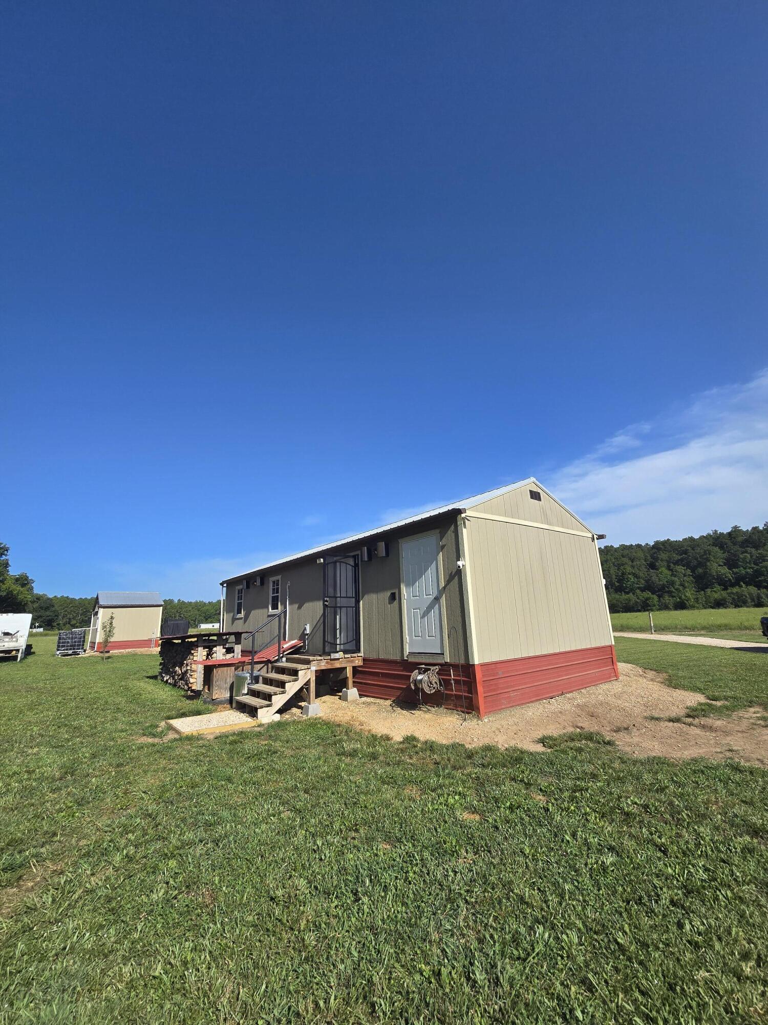 main property photo 14