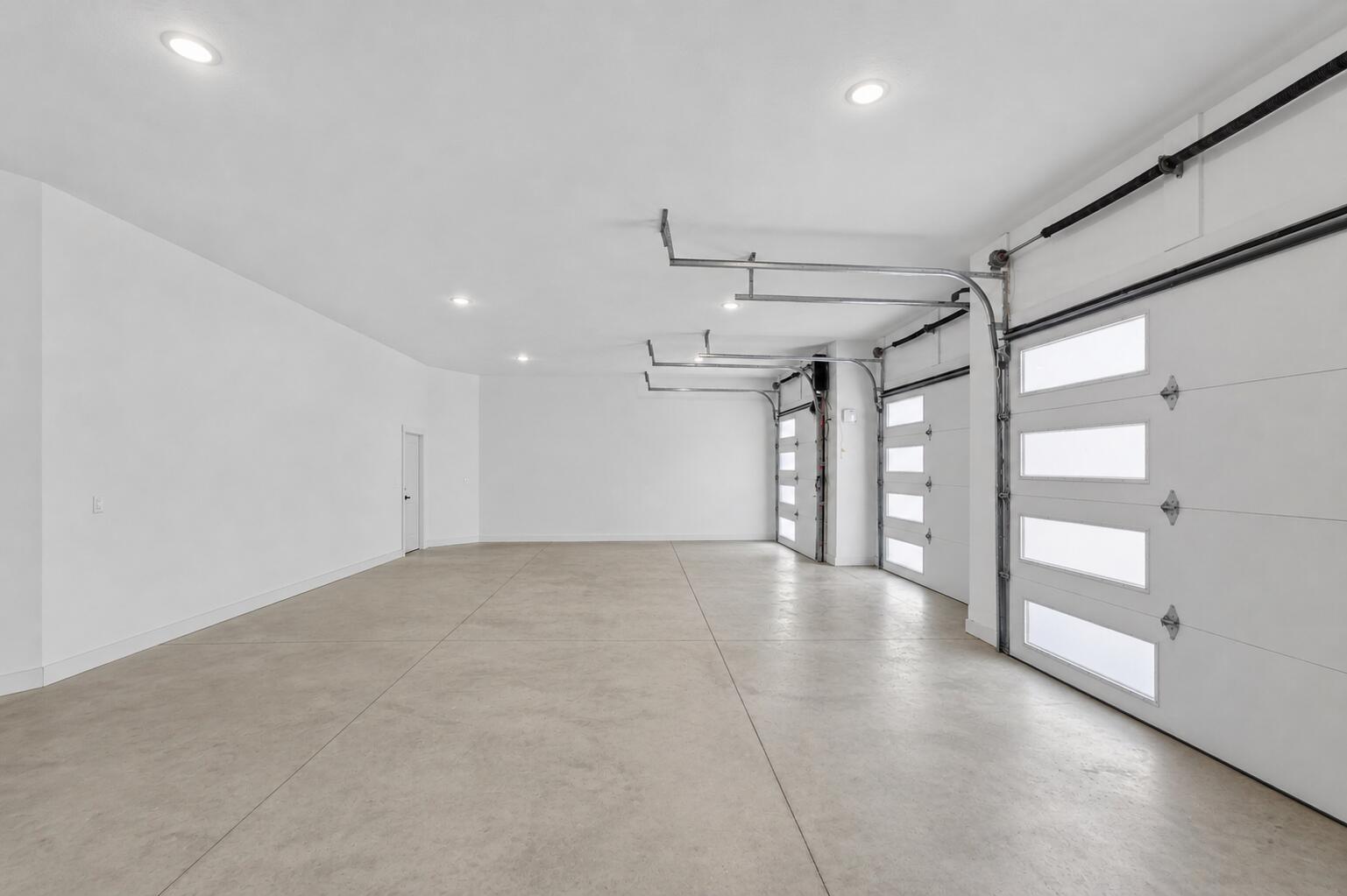 main property photo 65