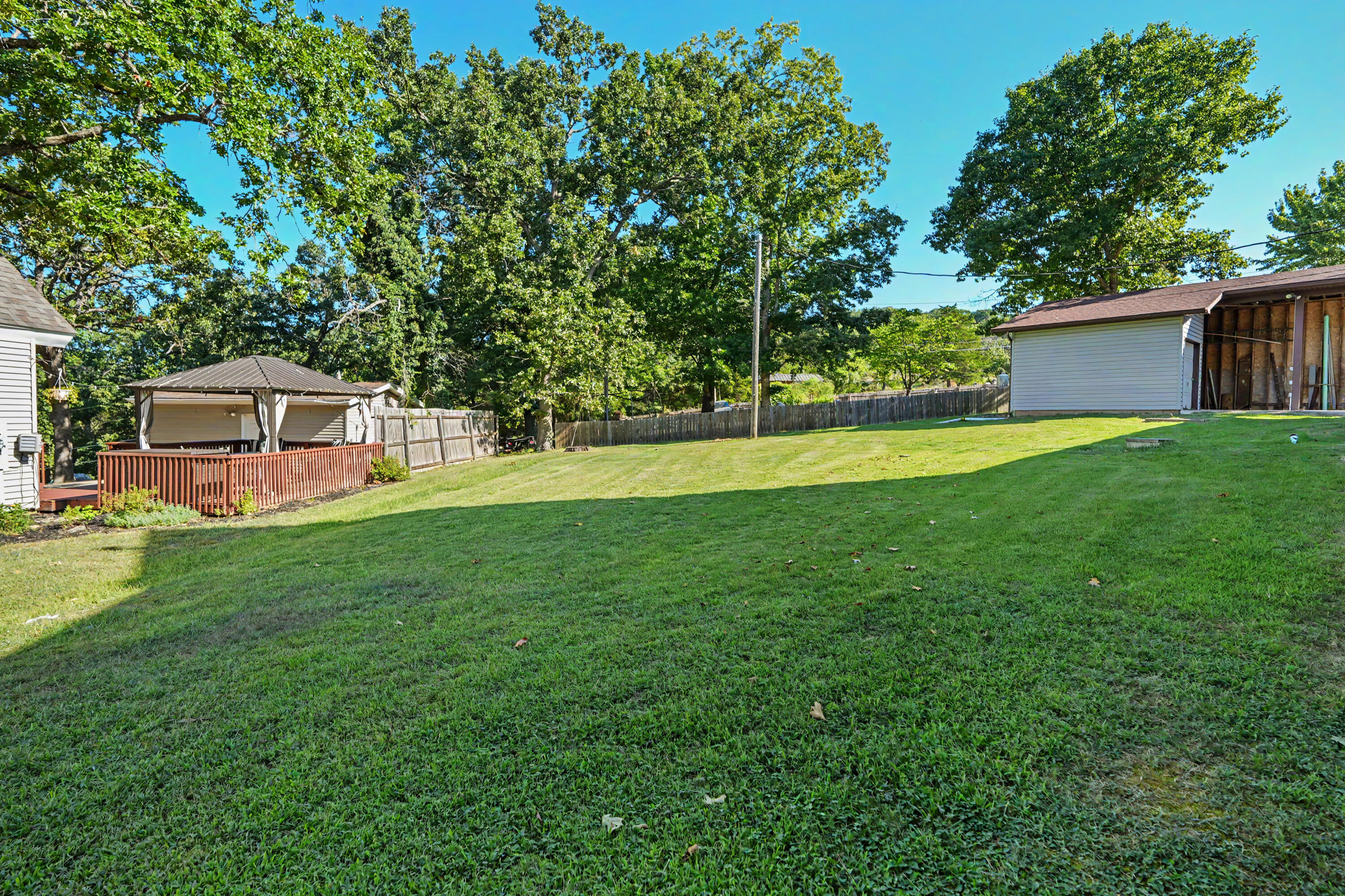 main property photo 81