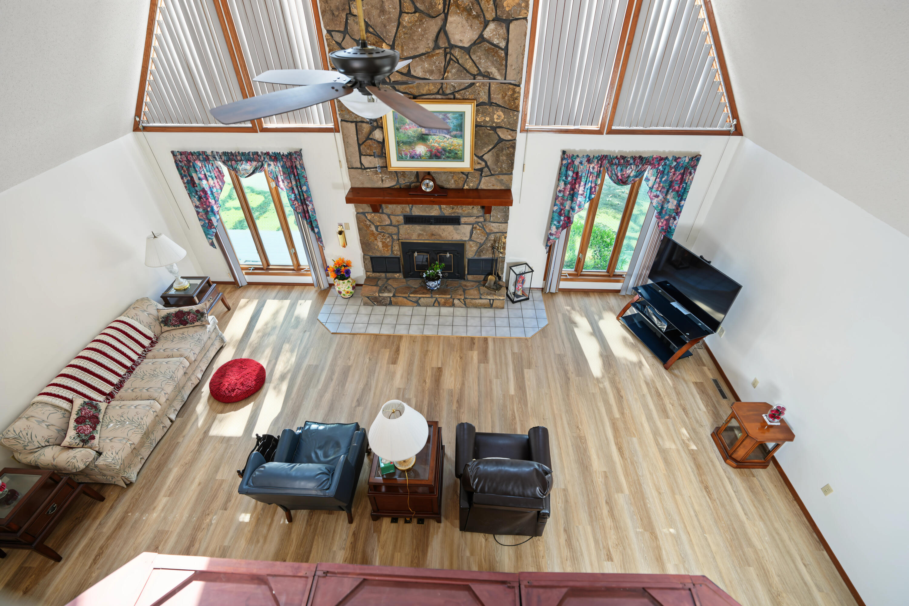 main property photo 95