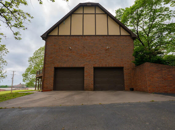 main property photo 76