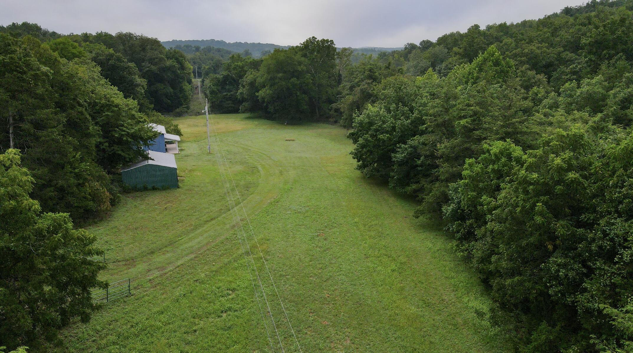 main property photo 13