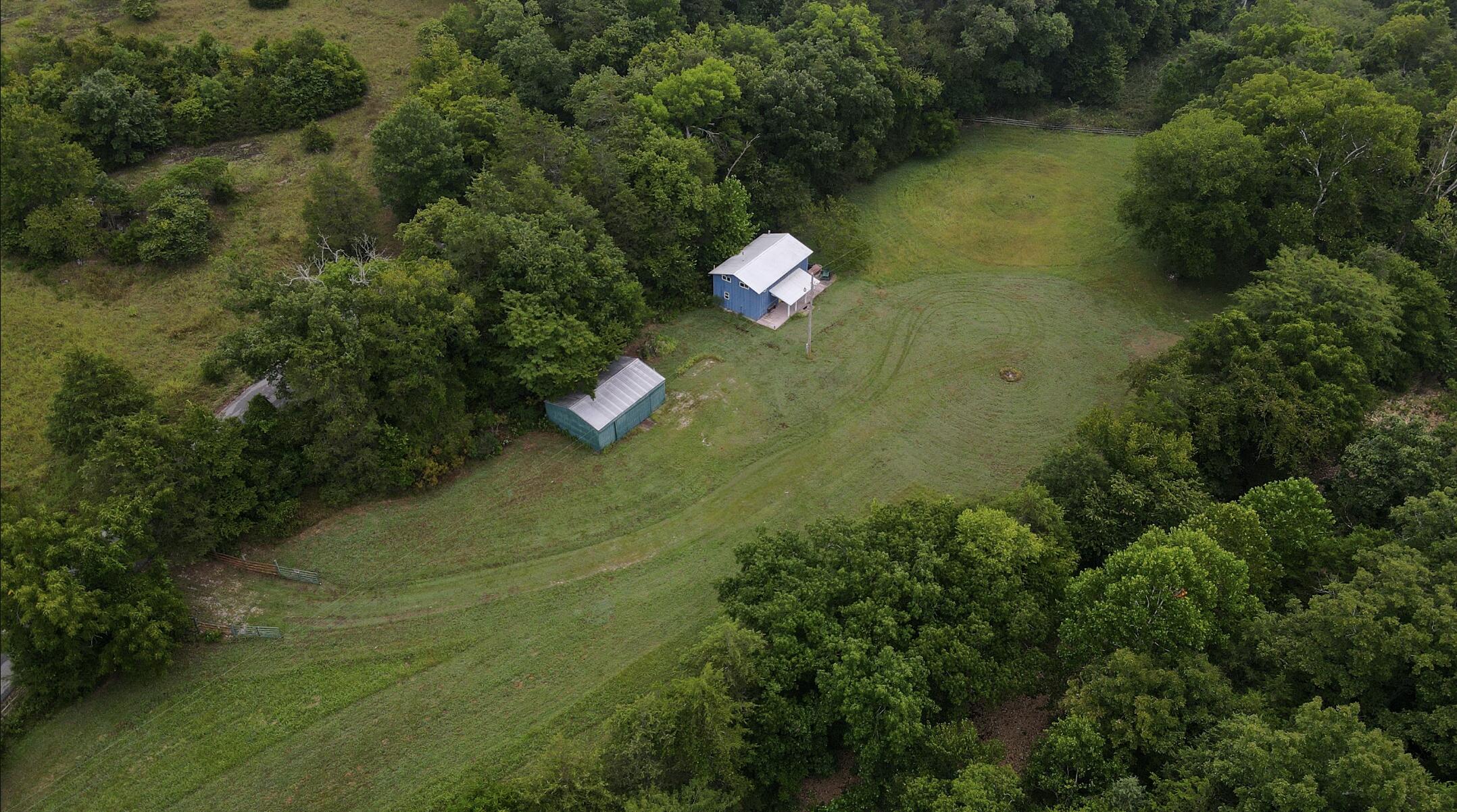 main property photo 6