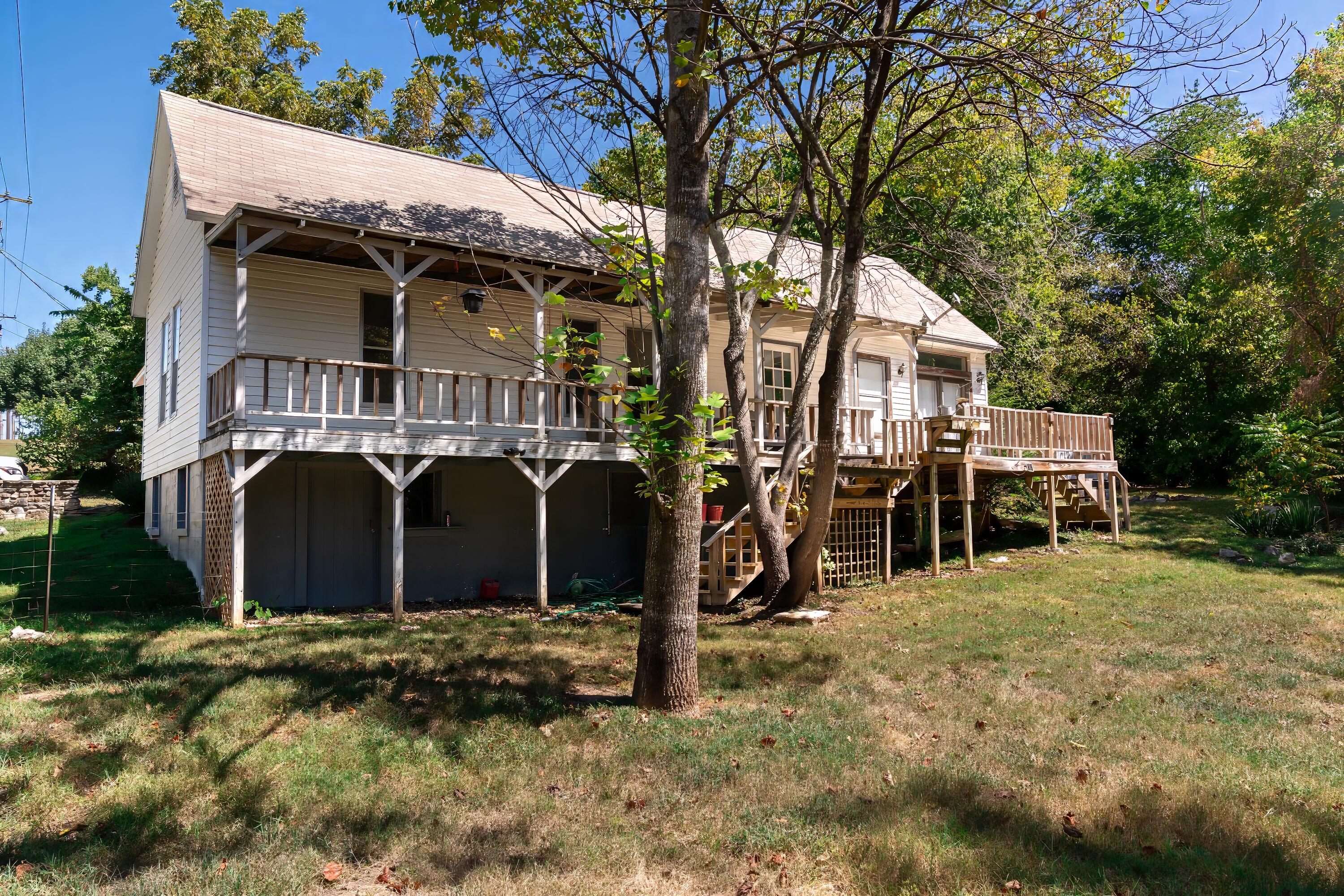 main property photo 34