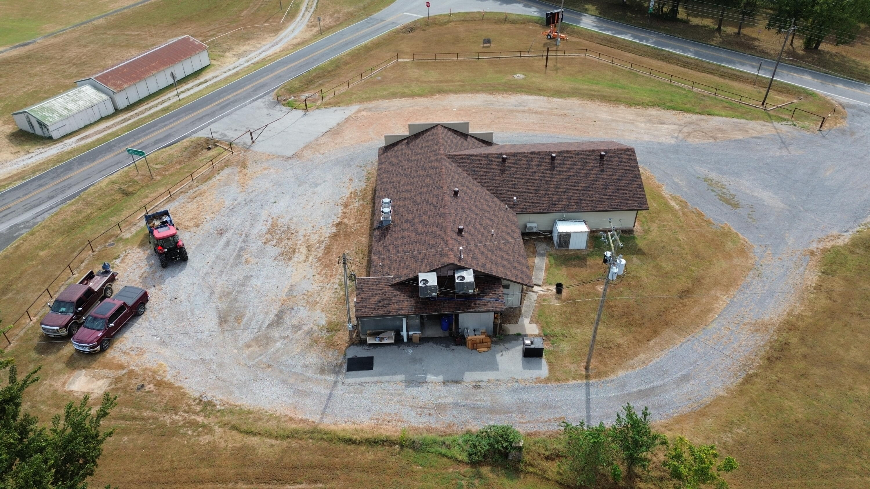 main property photo 16