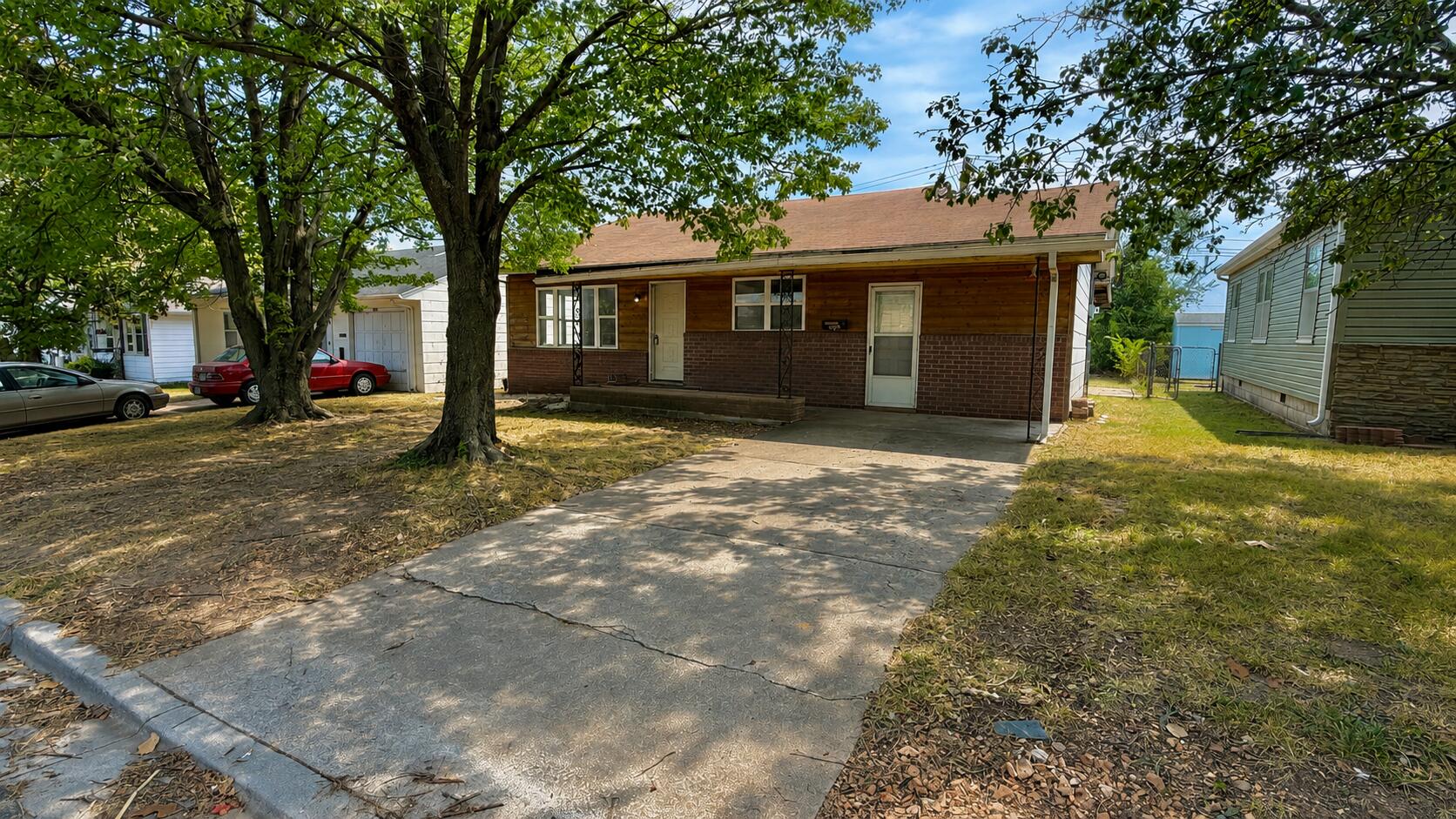 main property photo 2