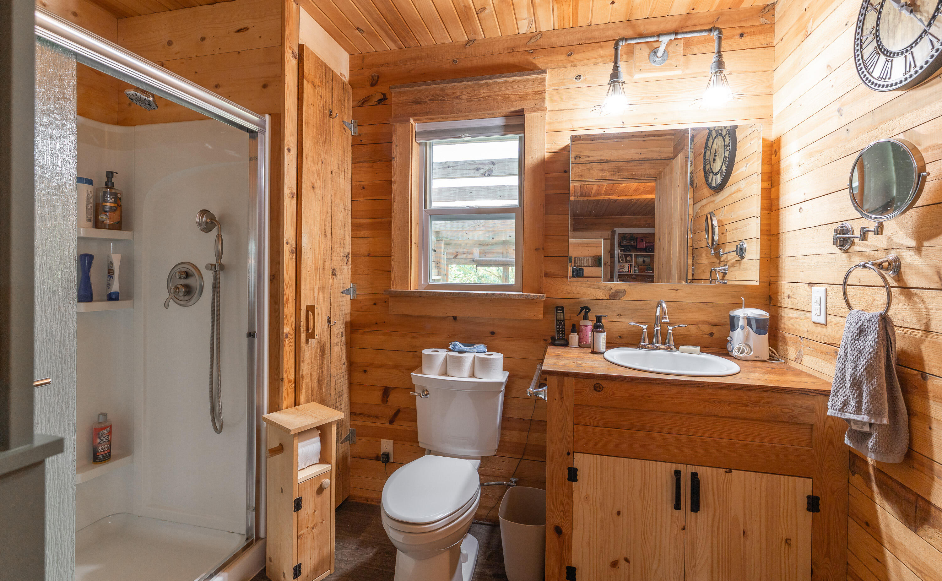 main property photo 25