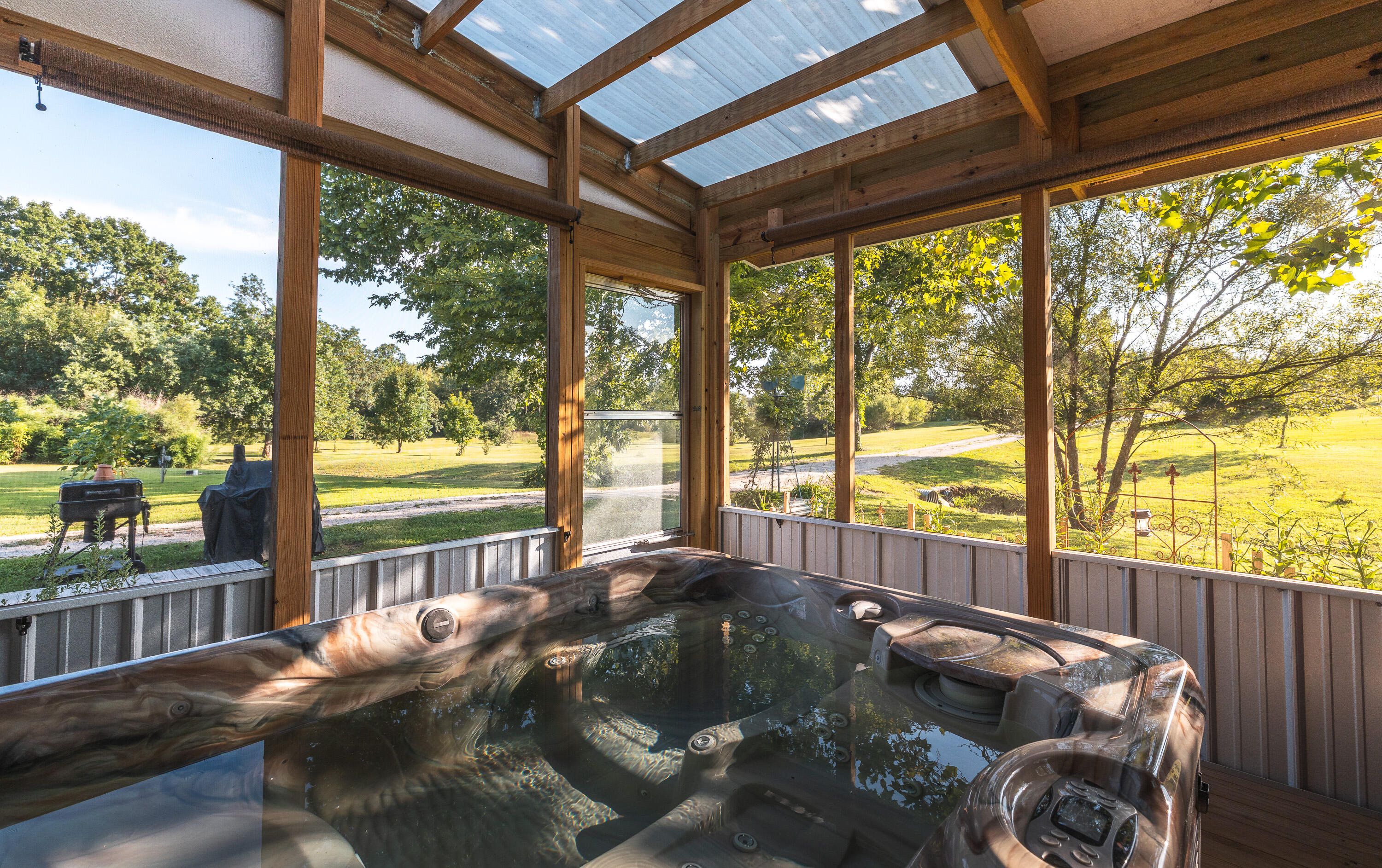 main property photo 31
