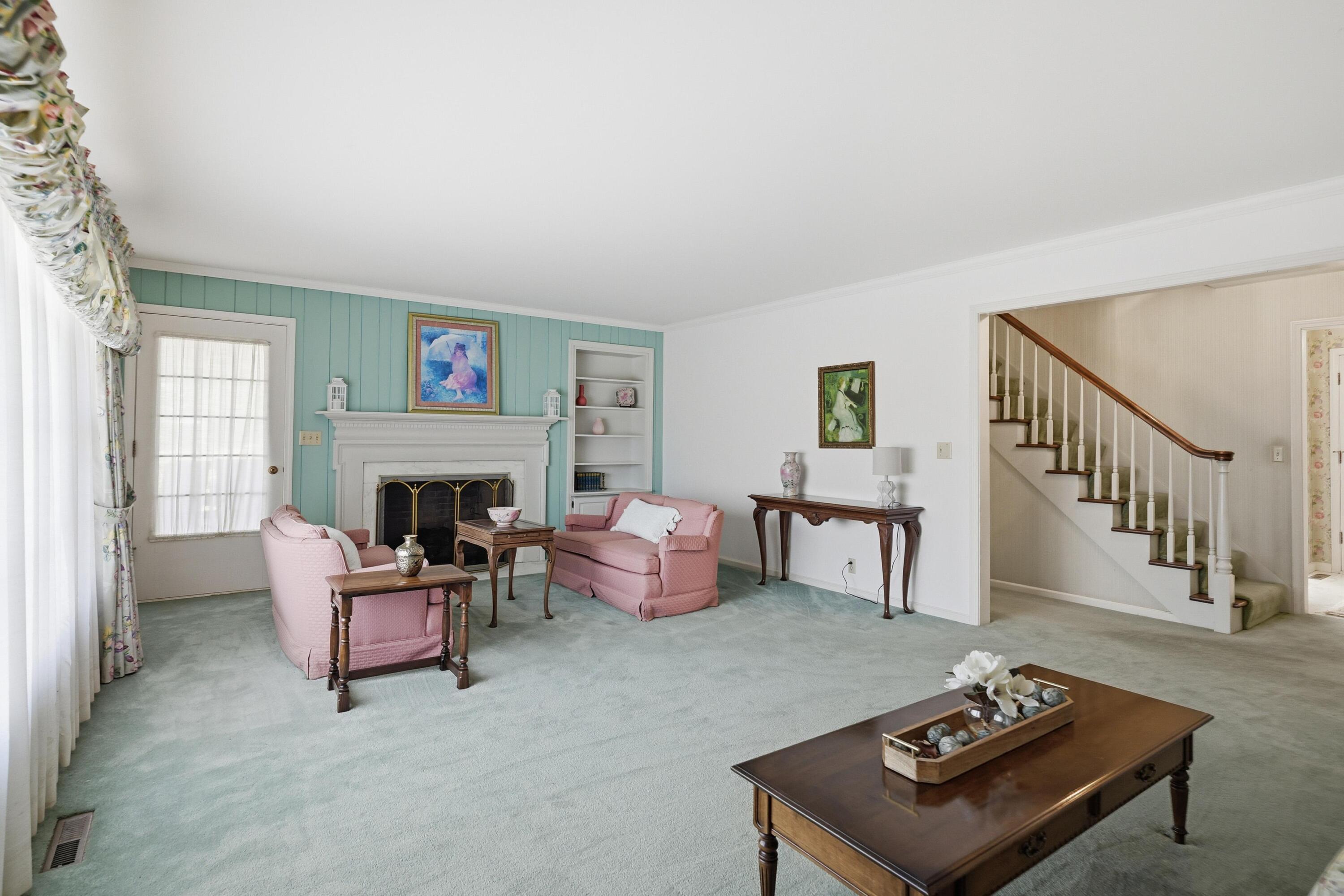 main property photo 9