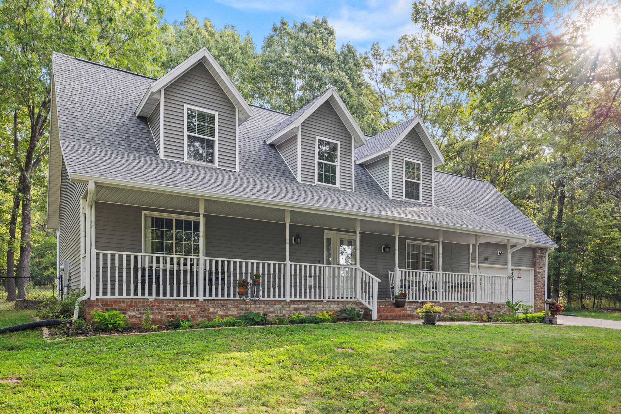 main property photo 7
