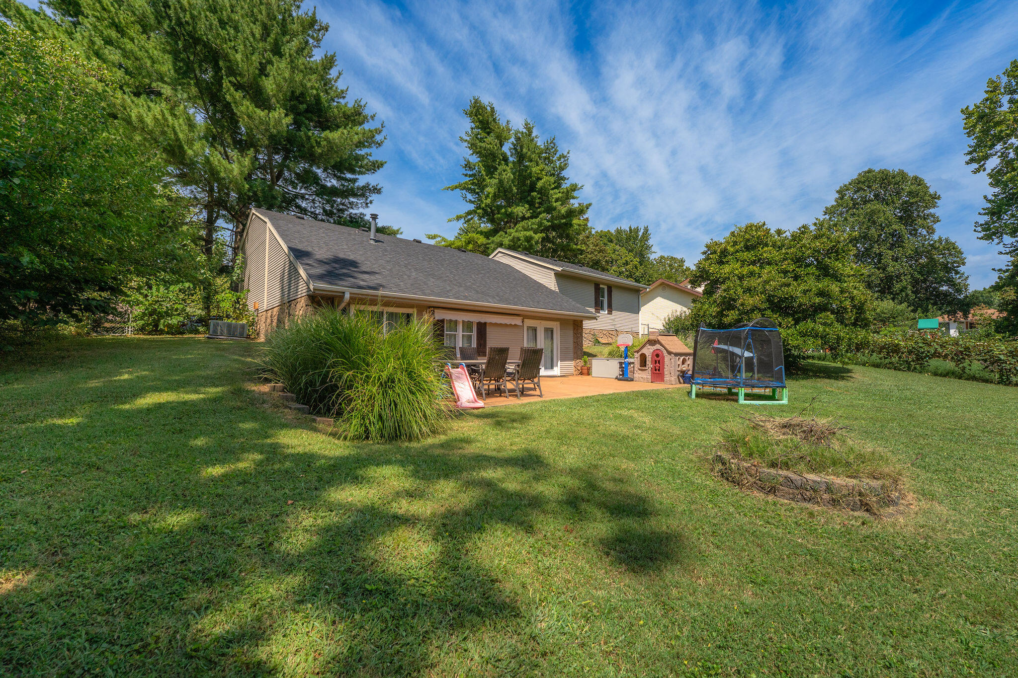 main property photo 35