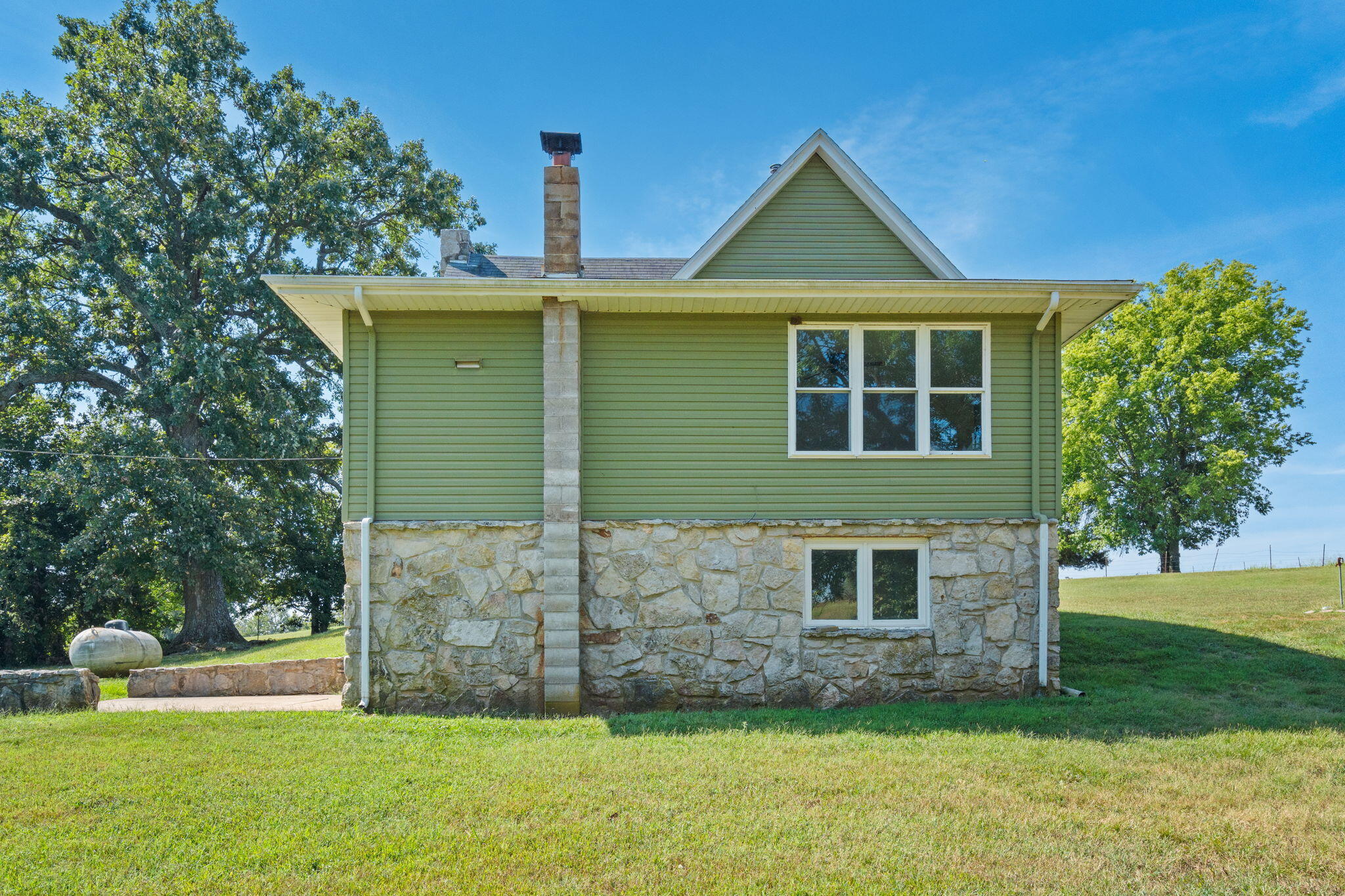 main property photo 51