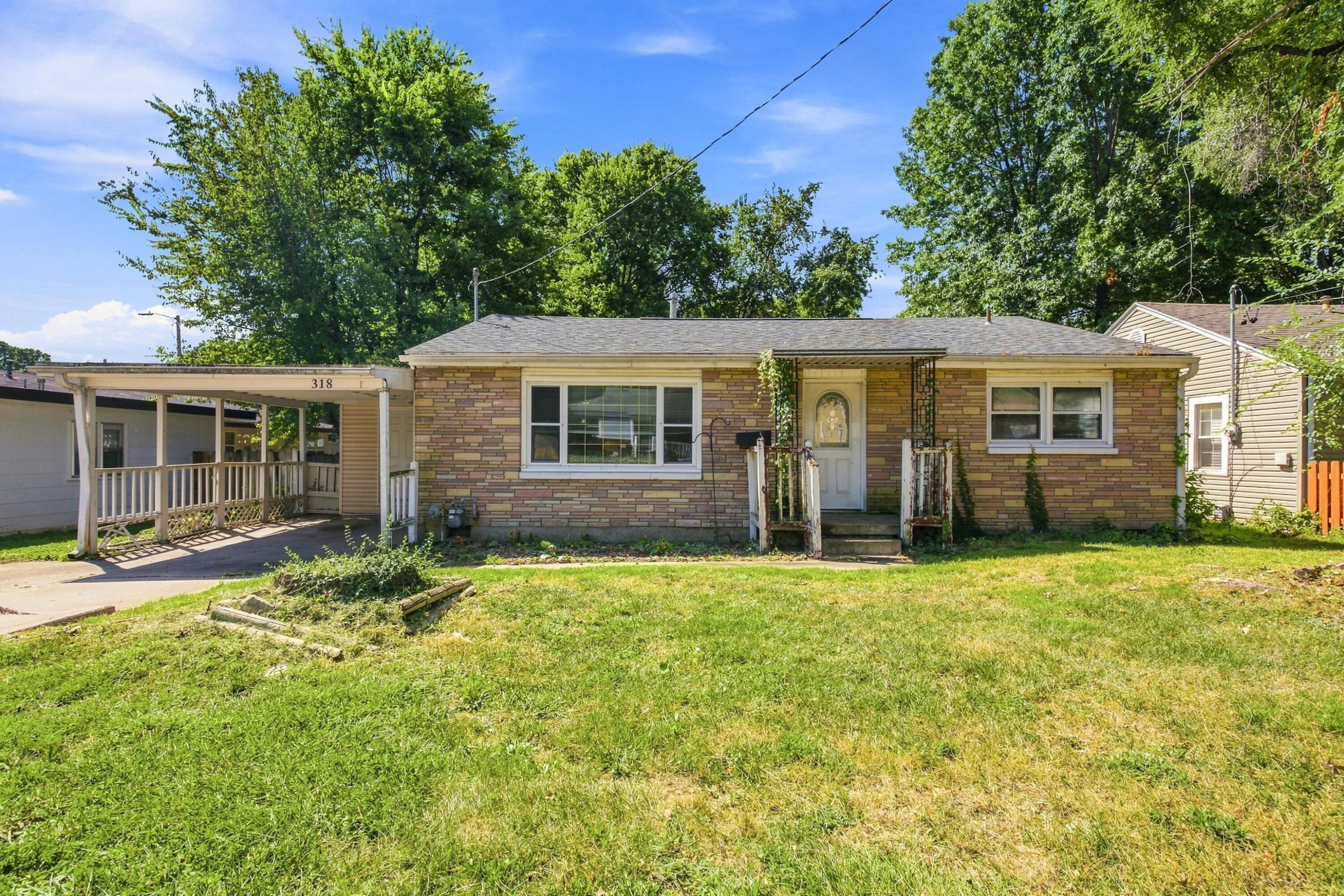 main property photo 0
