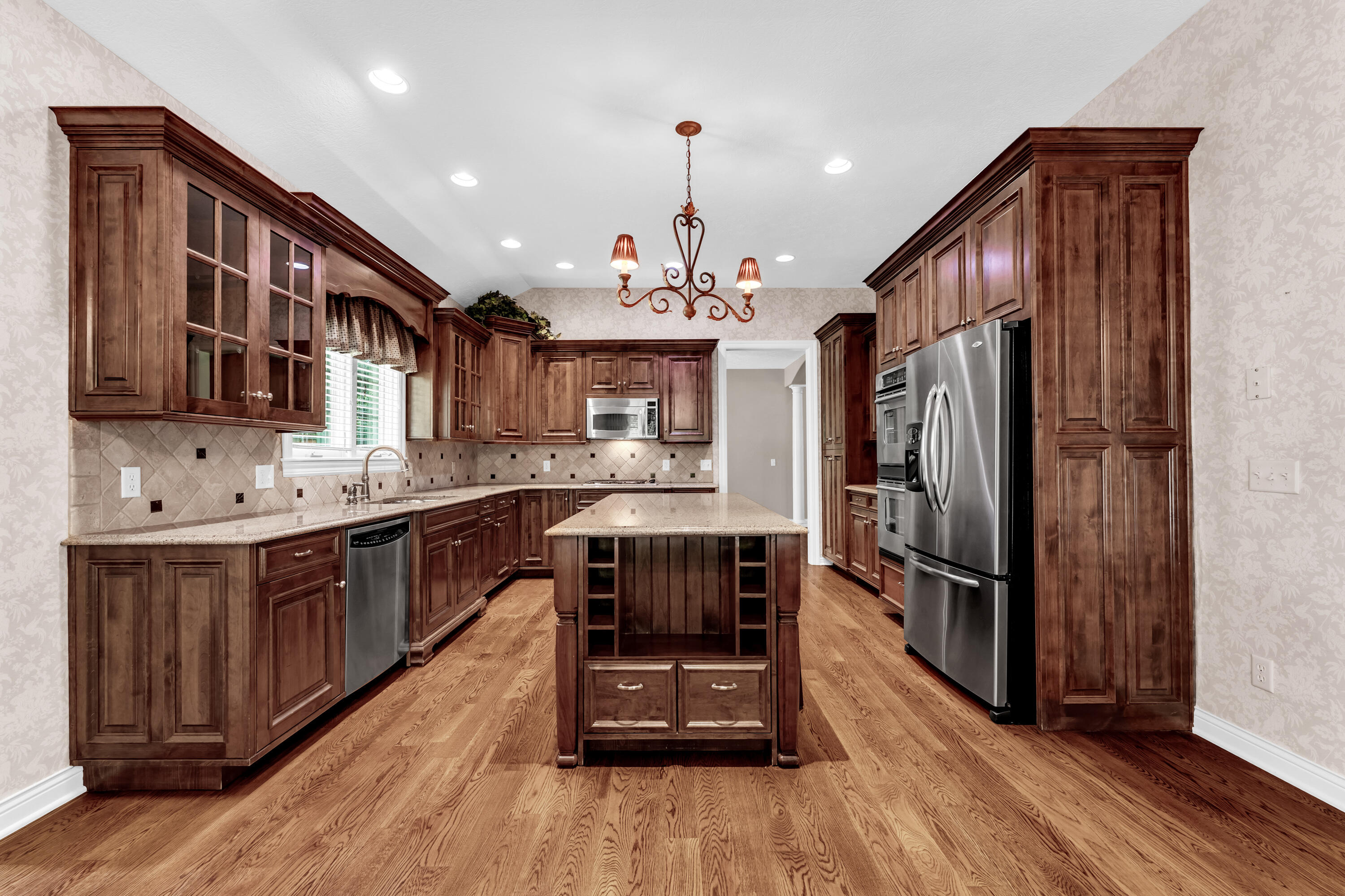 main property photo 19