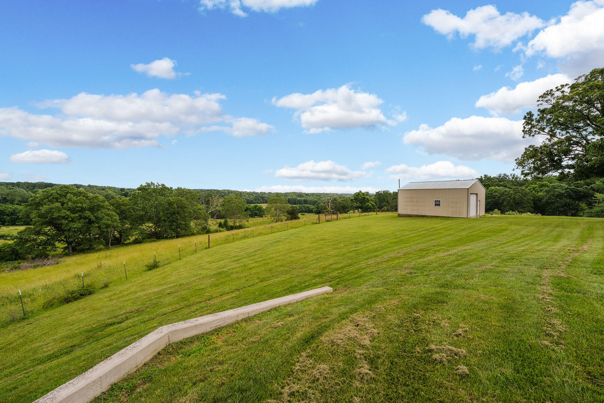 main property photo 45