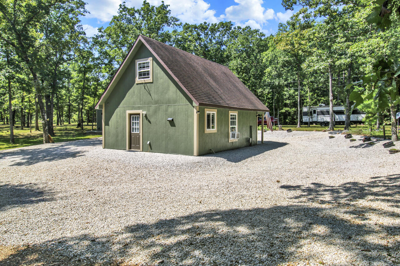 main property photo 27