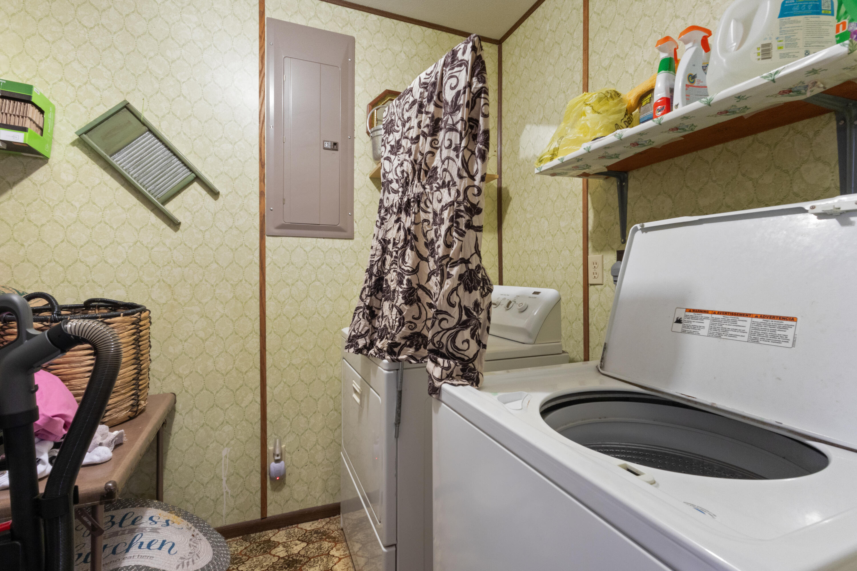 main property photo 18