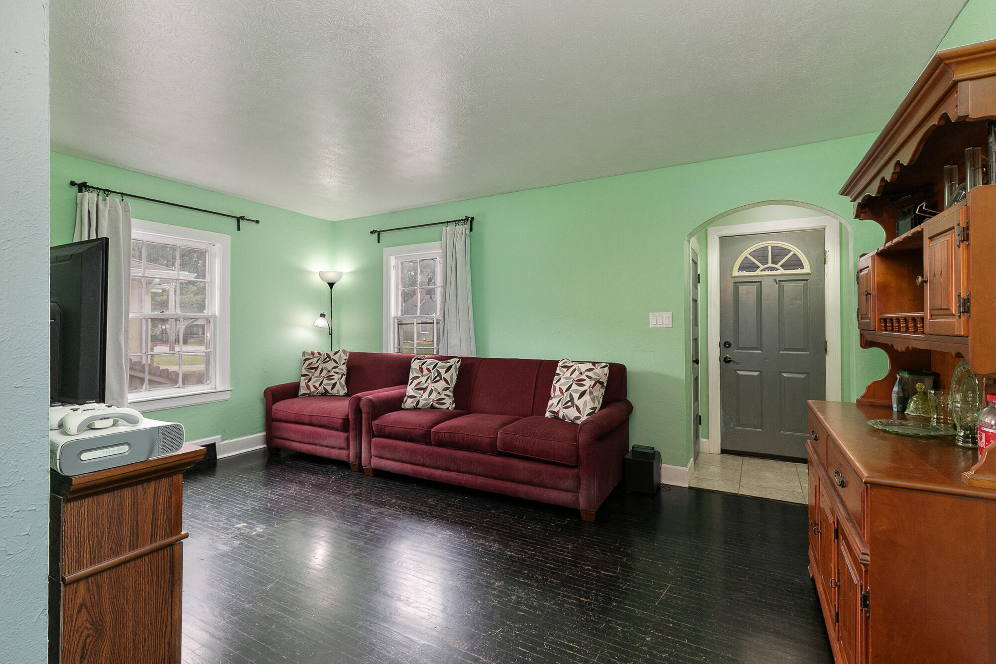 main property photo 5