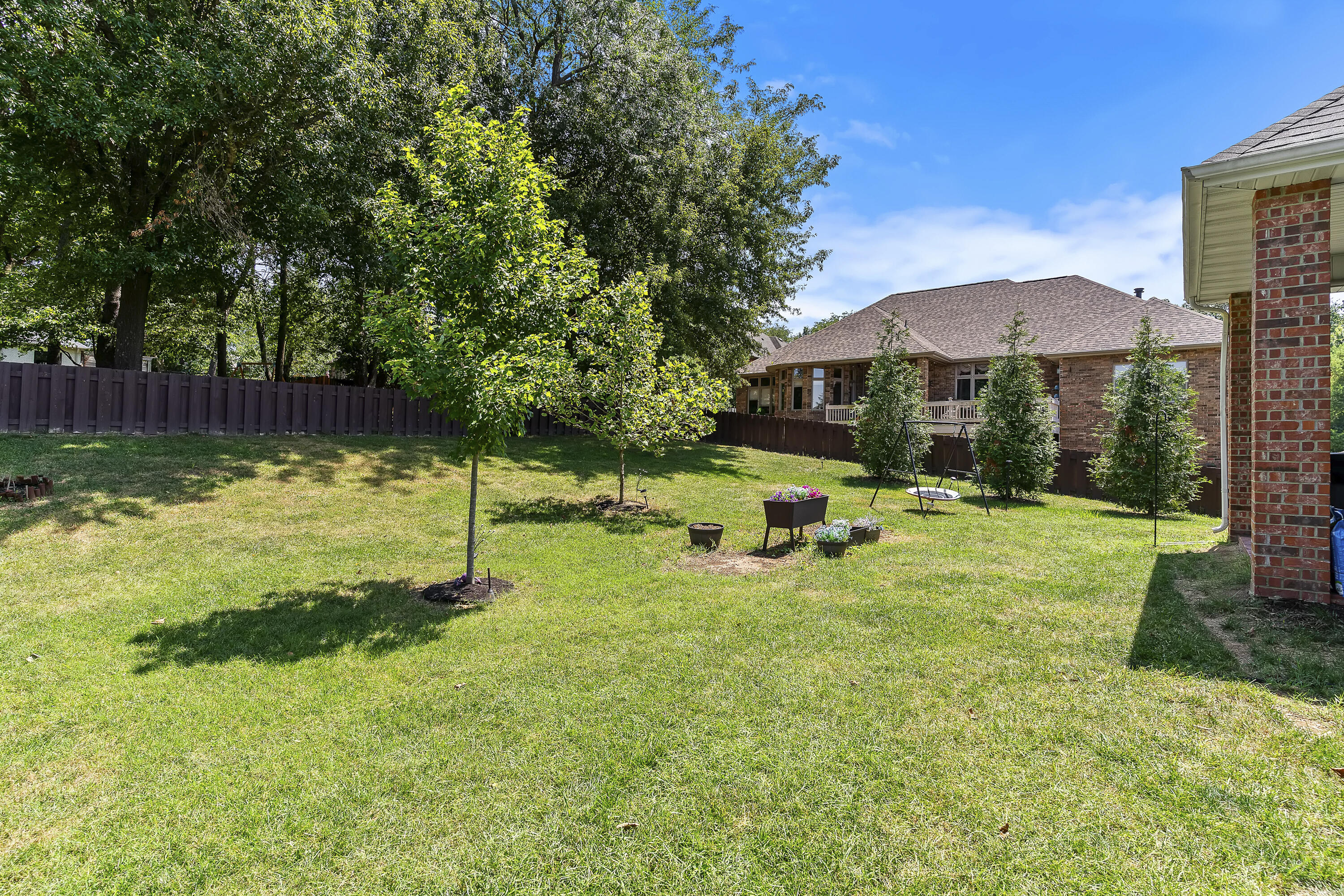 main property photo 59