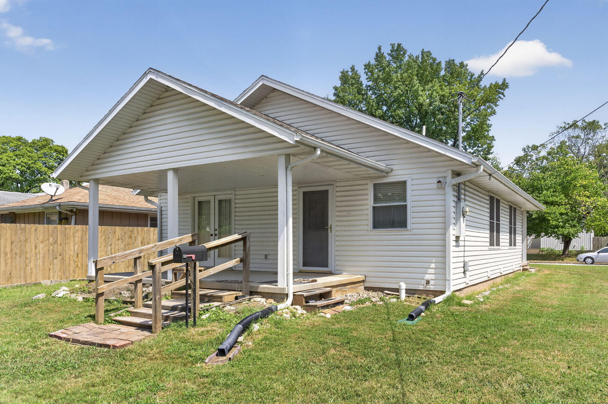 main property photo 20