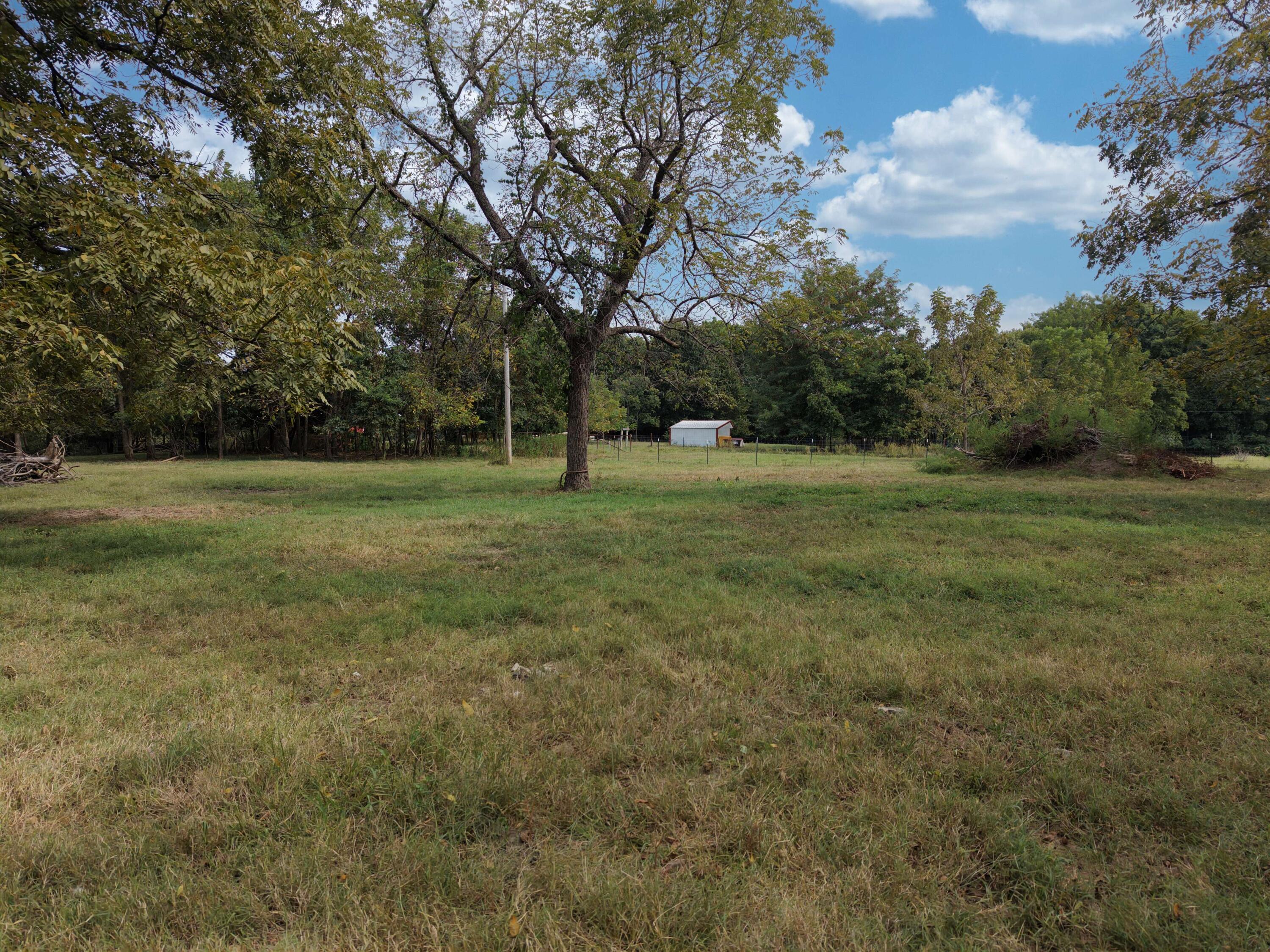 main property photo 74