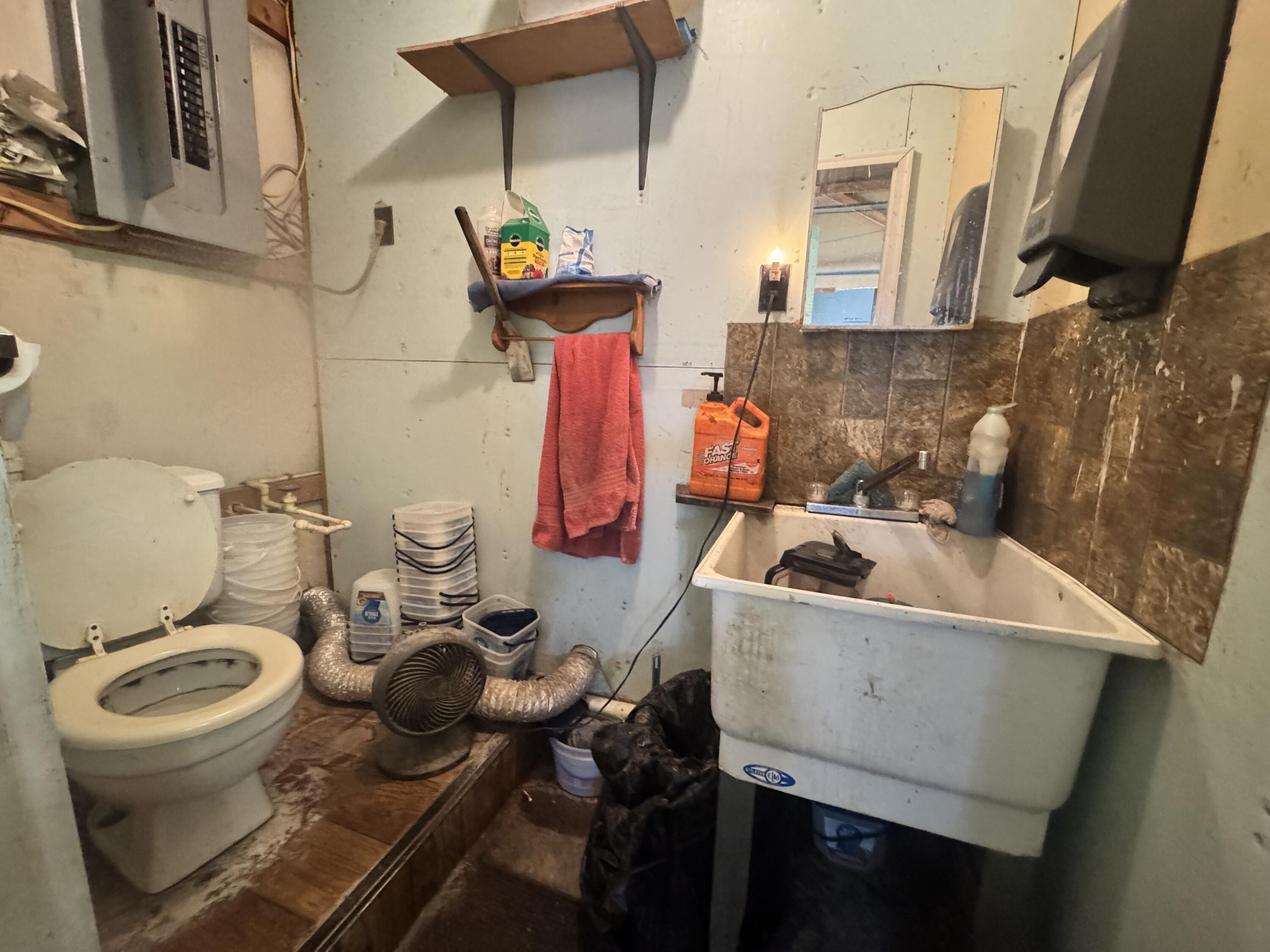 main property photo 7