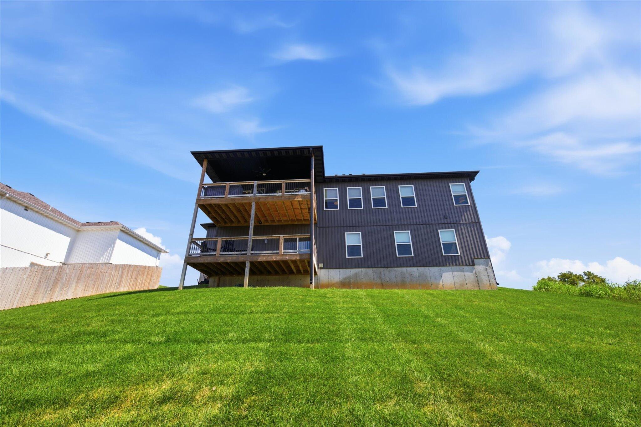 main property photo 42