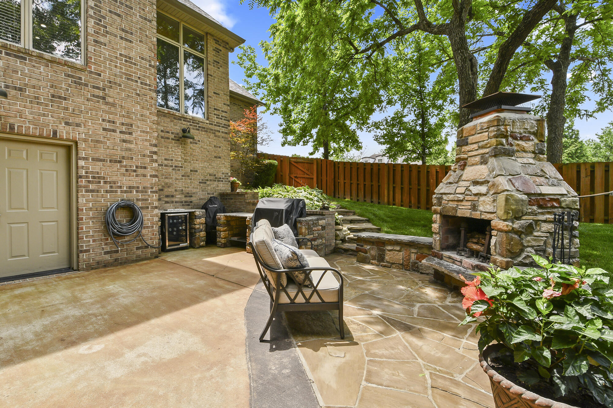 main property photo 84
