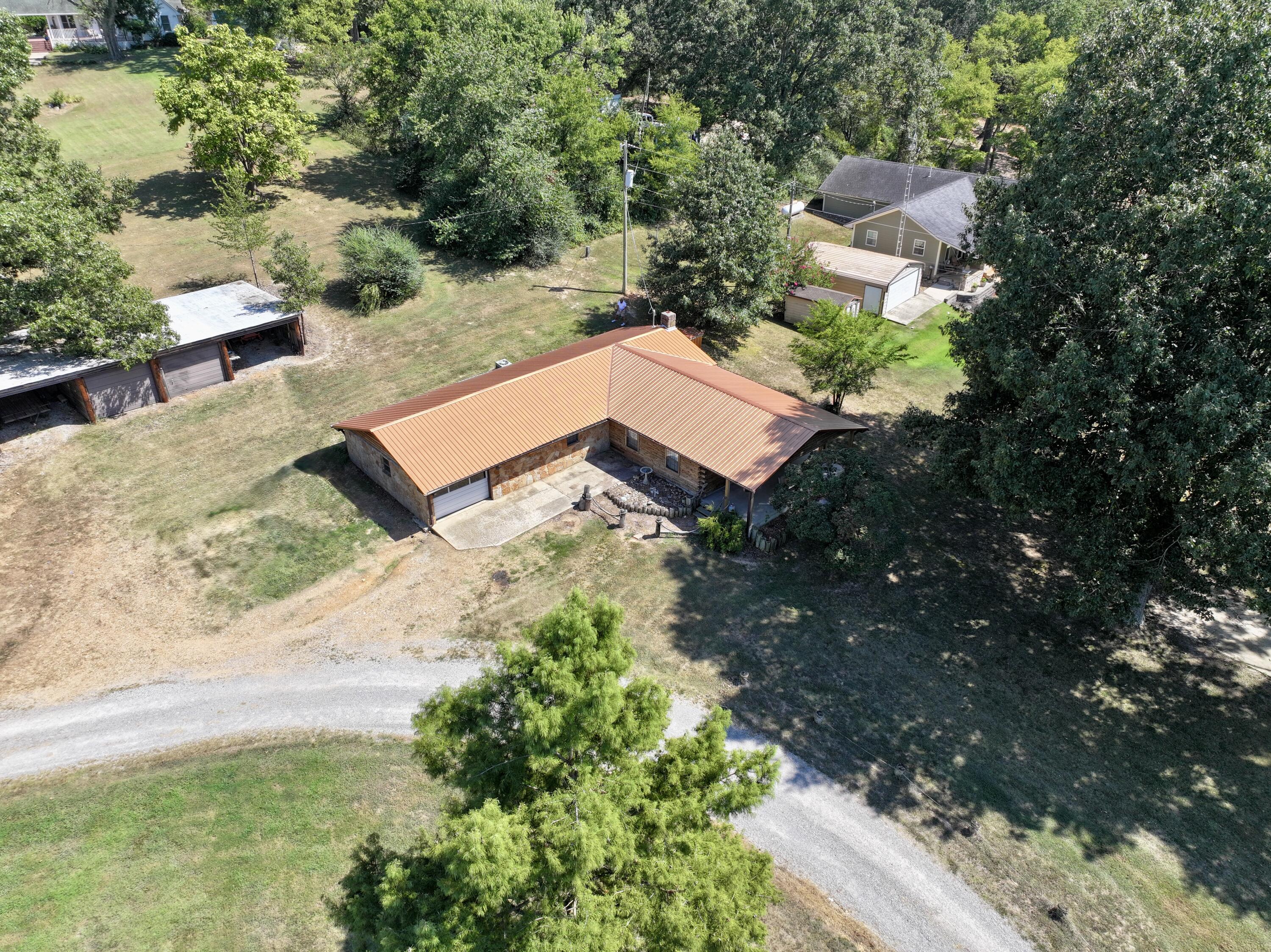 main property photo 32