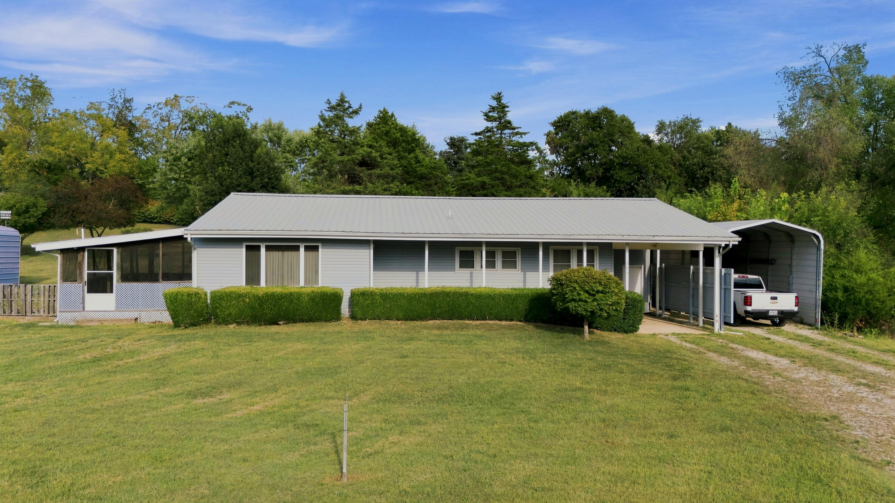 main property photo 0