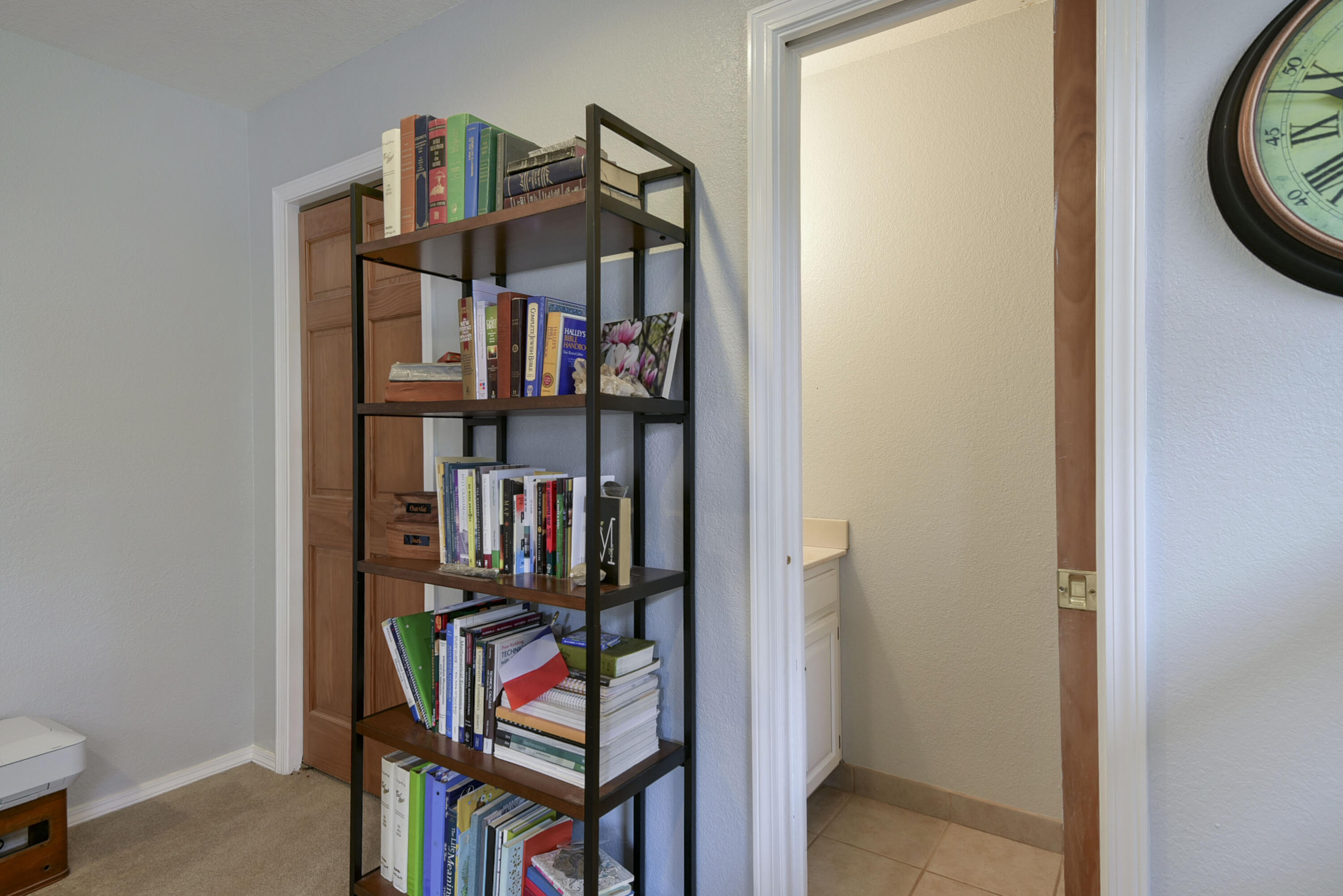 main property photo 14