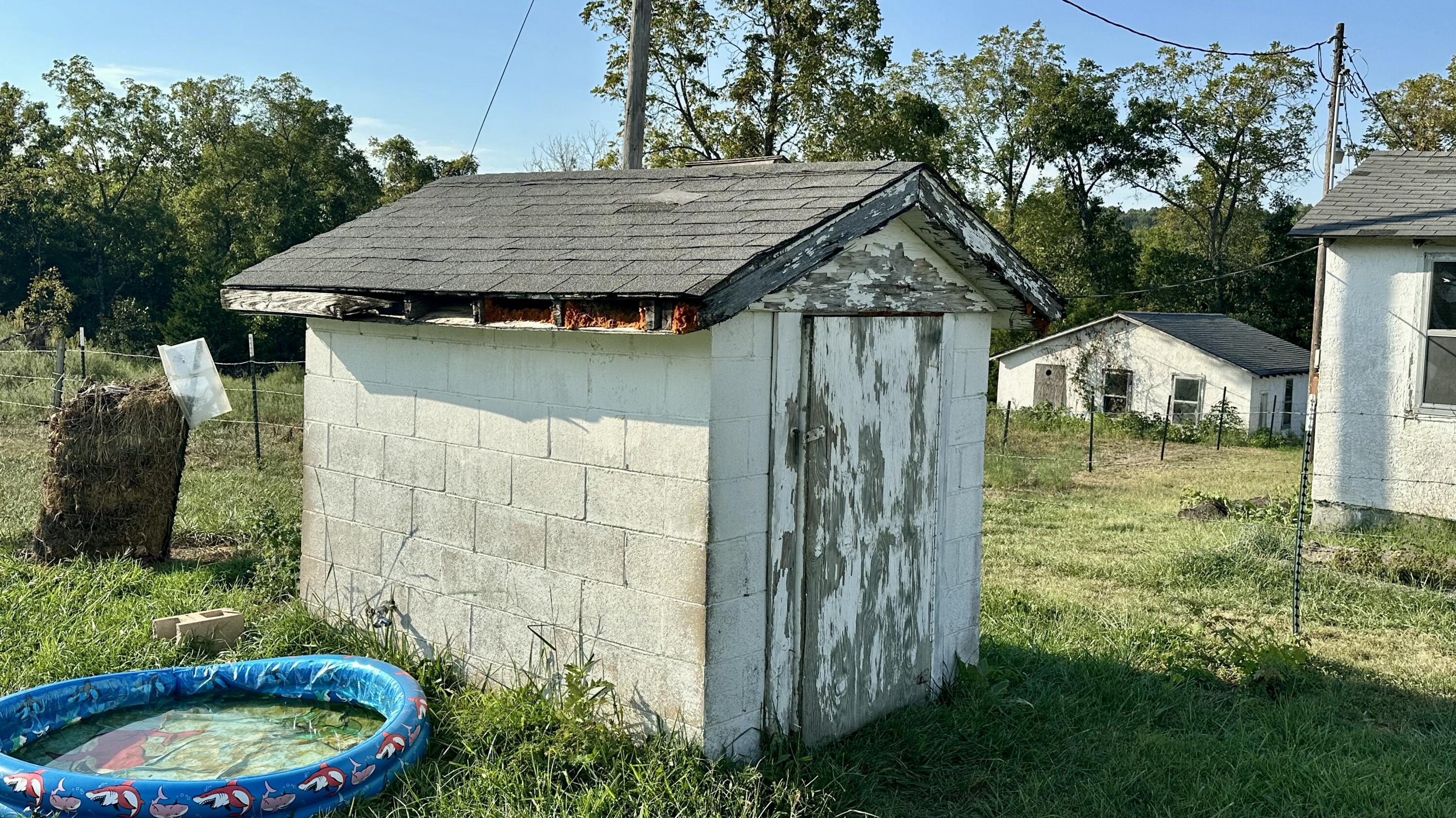 main property photo 27