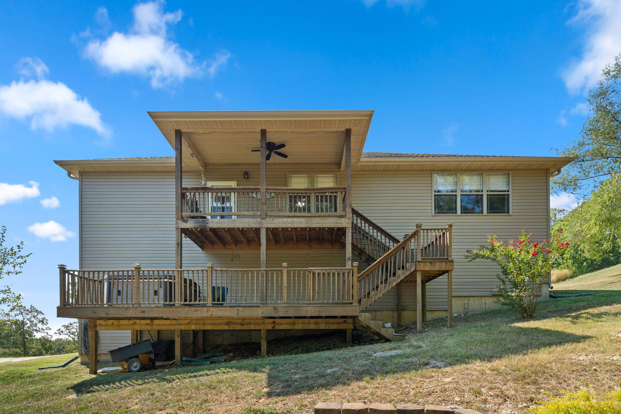 main property photo 44
