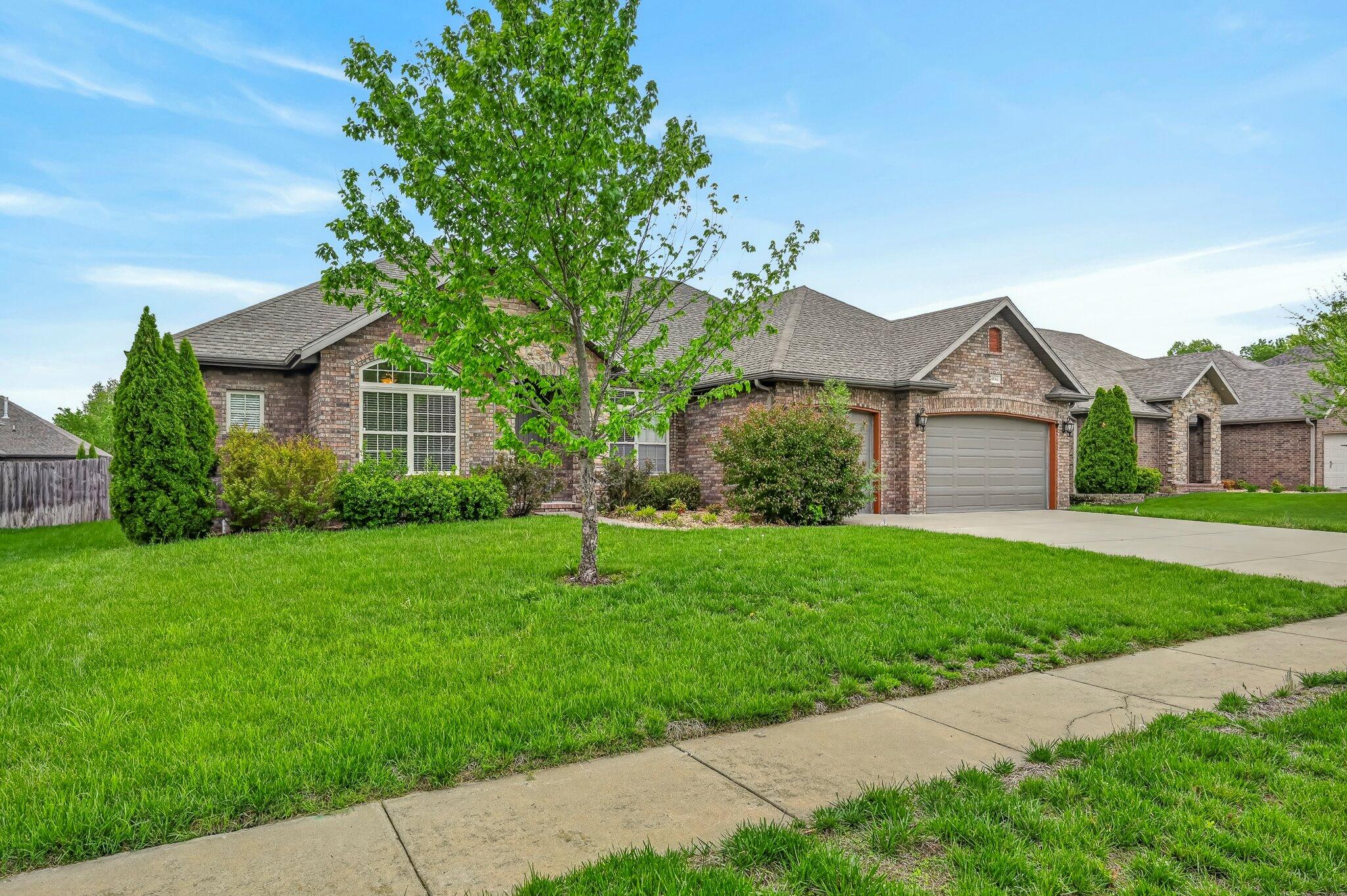 main property photo 0