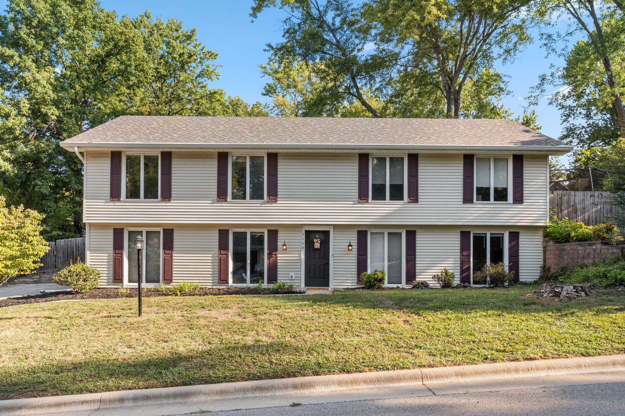 main property photo 0