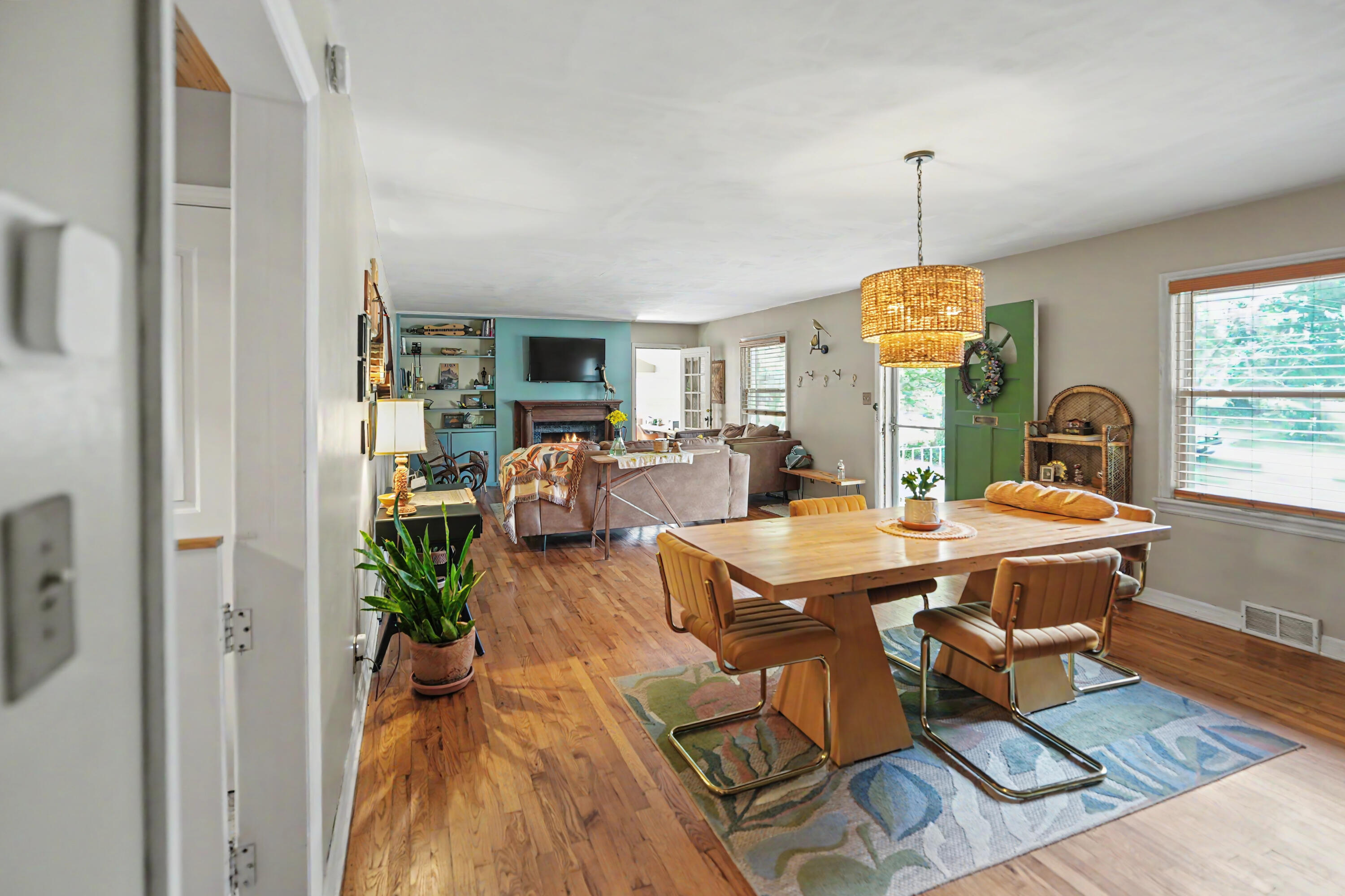 main property photo 14