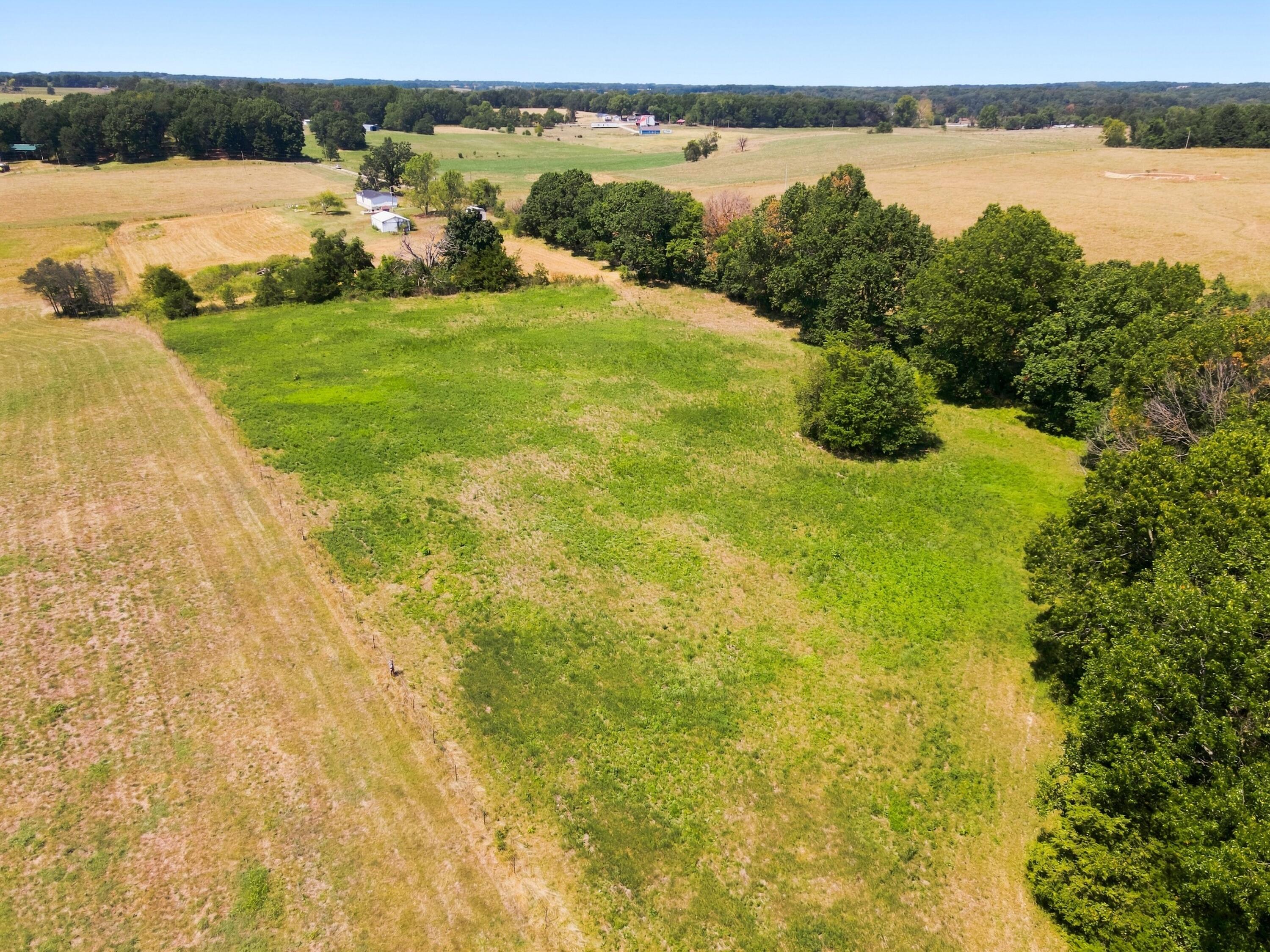 main property photo 14