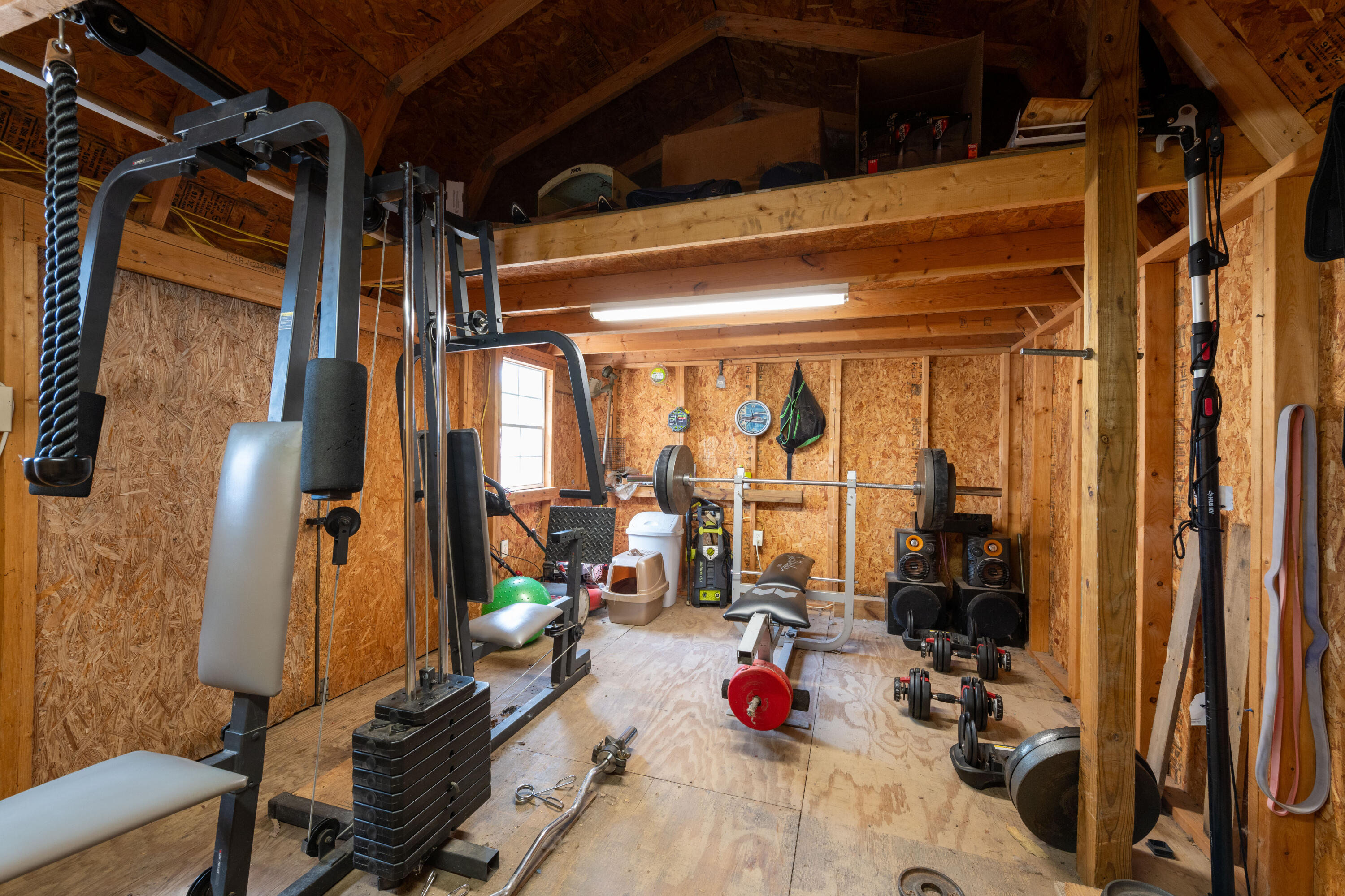 main property photo 34
