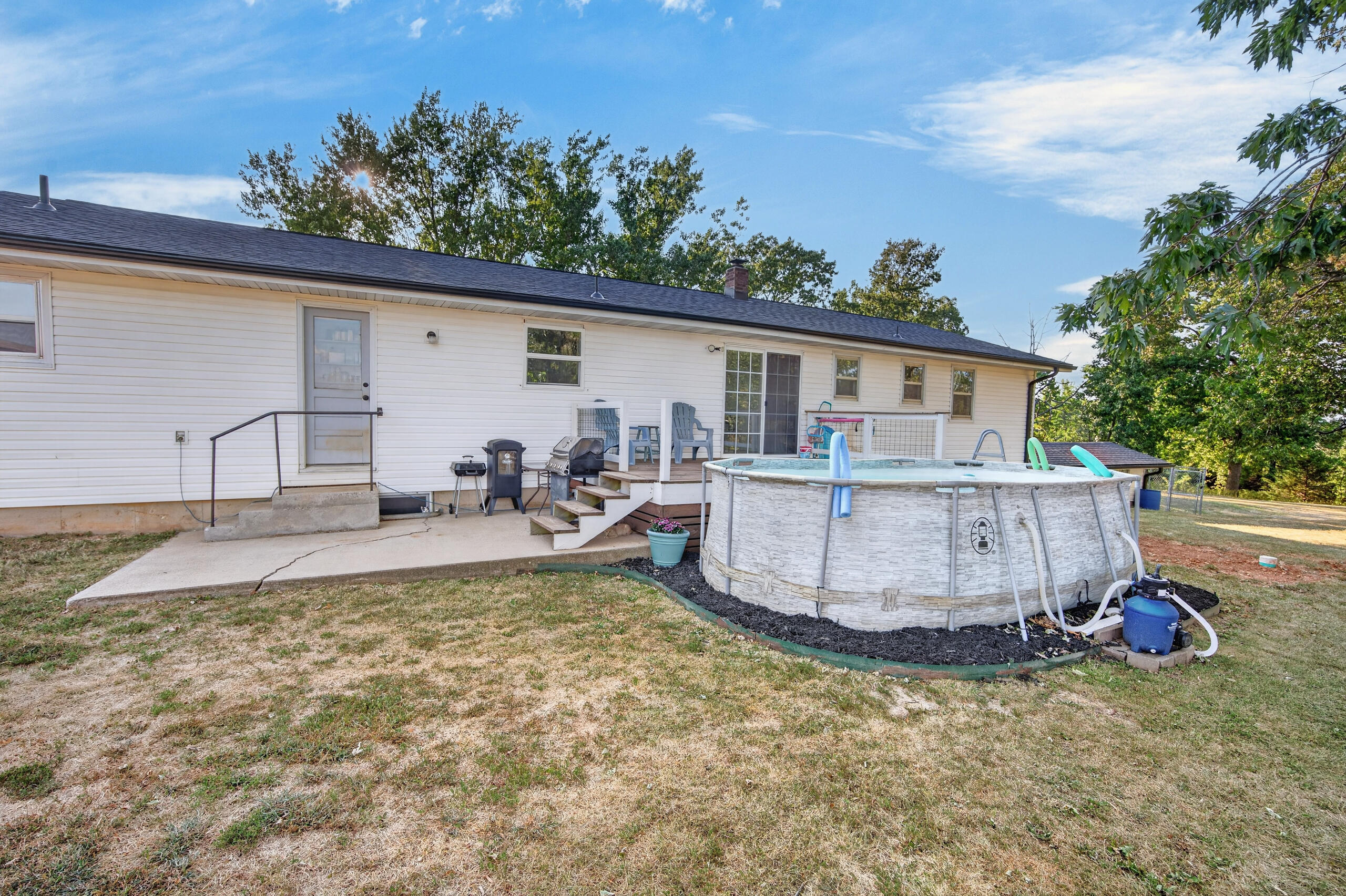 main property photo 42