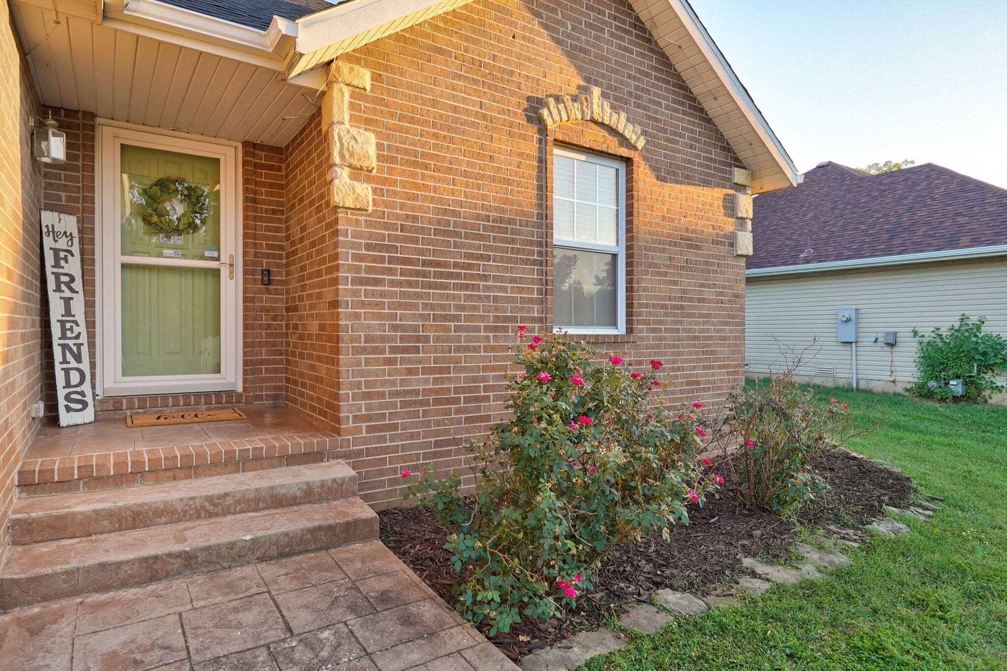 main property photo 3