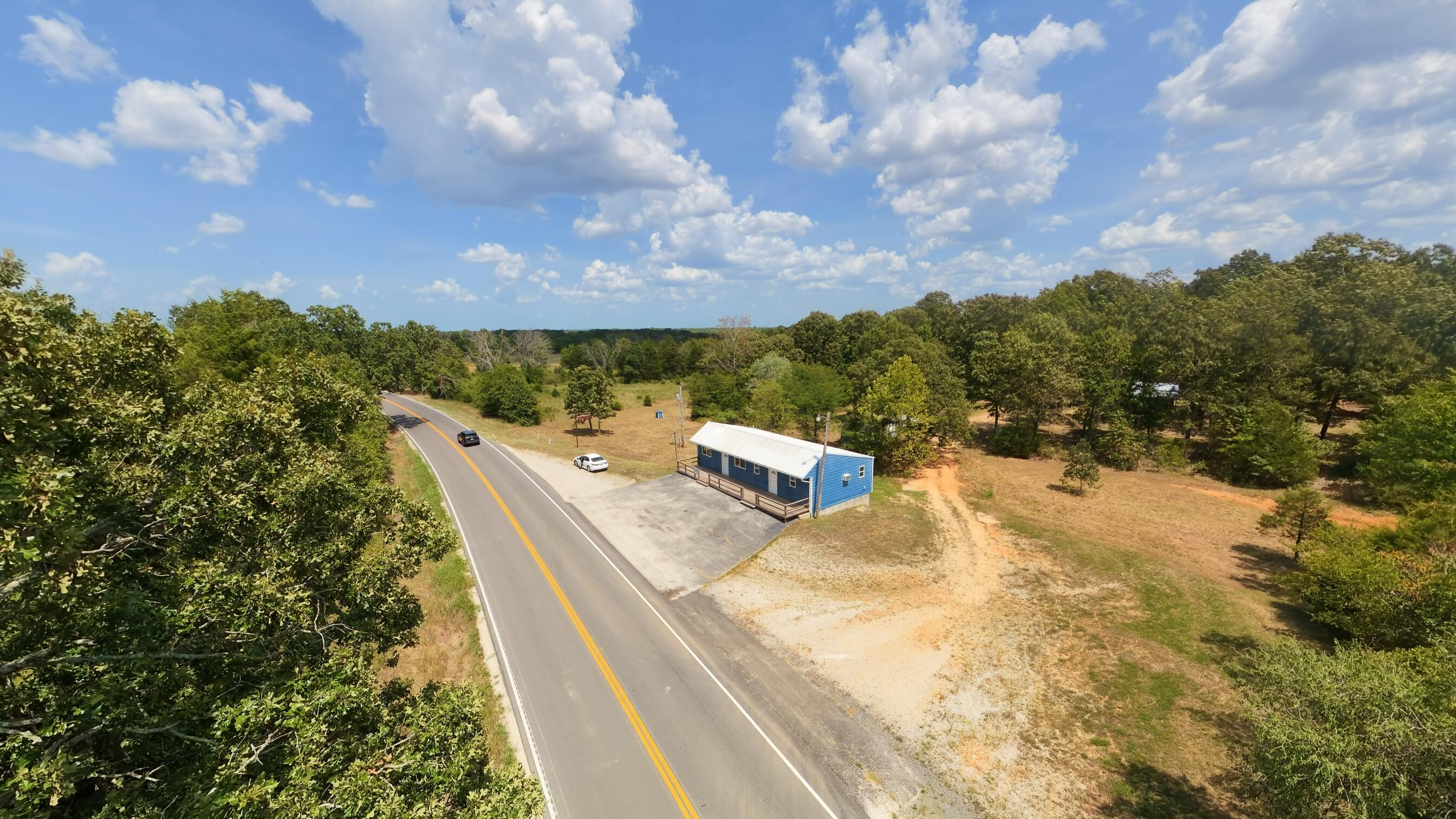 main property photo 41