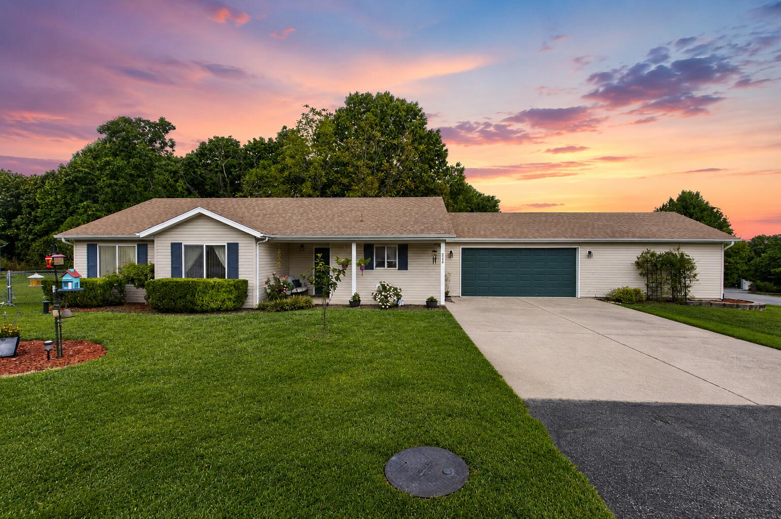 main property photo 0