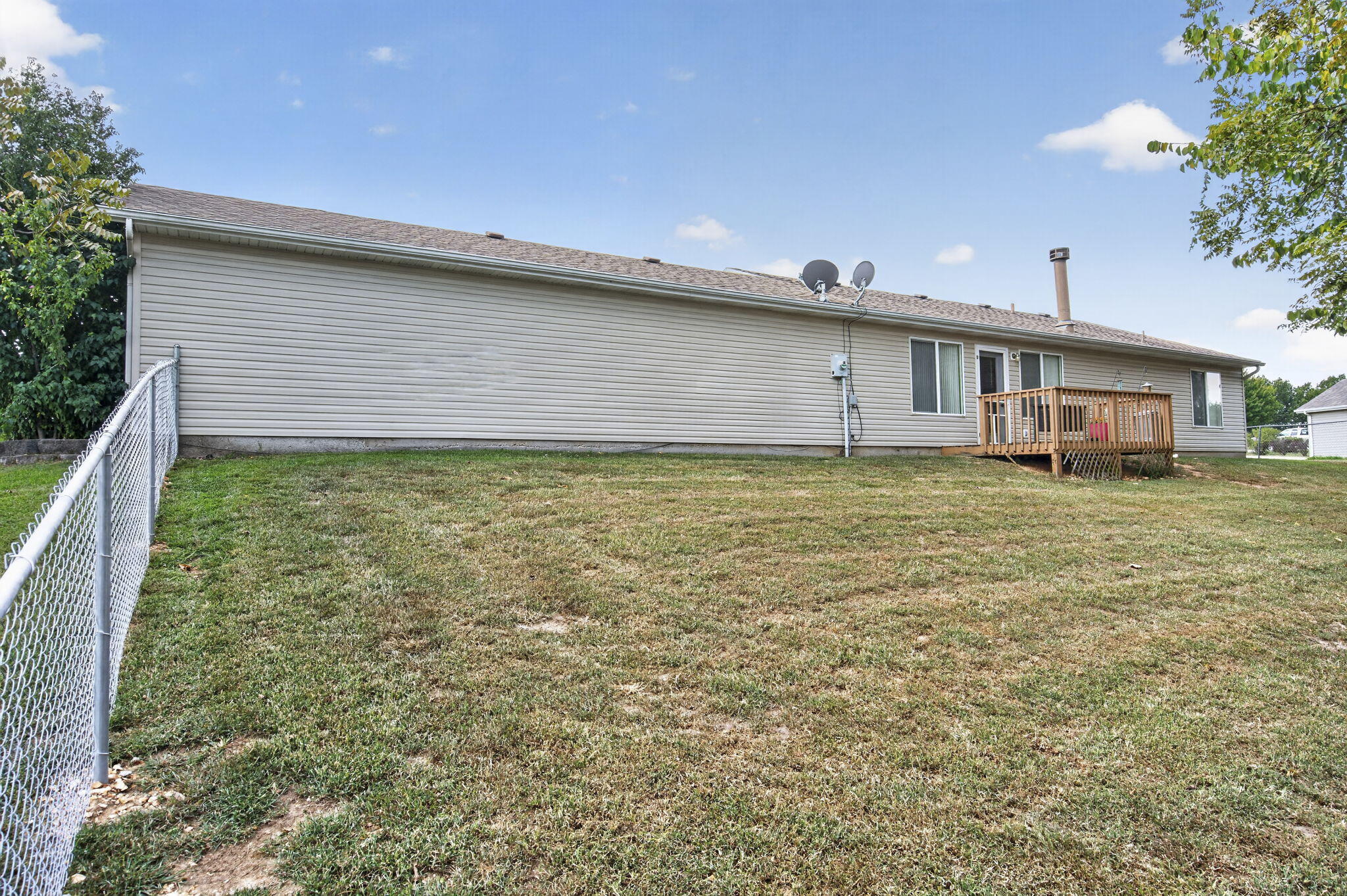 main property photo 51