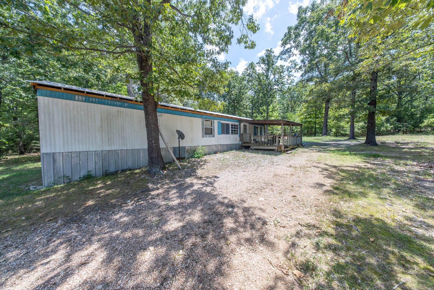 main property photo 23