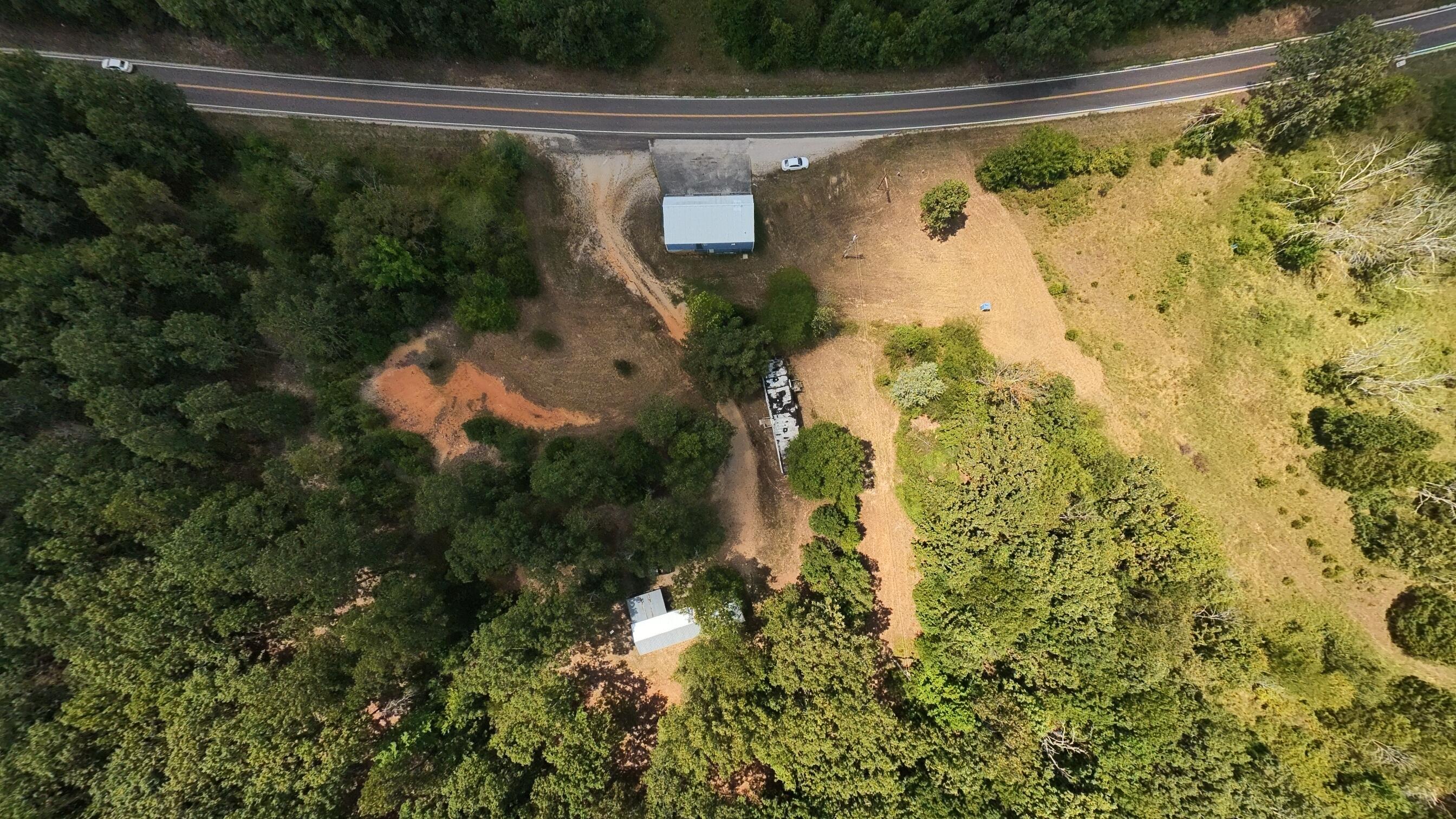 main property photo 30