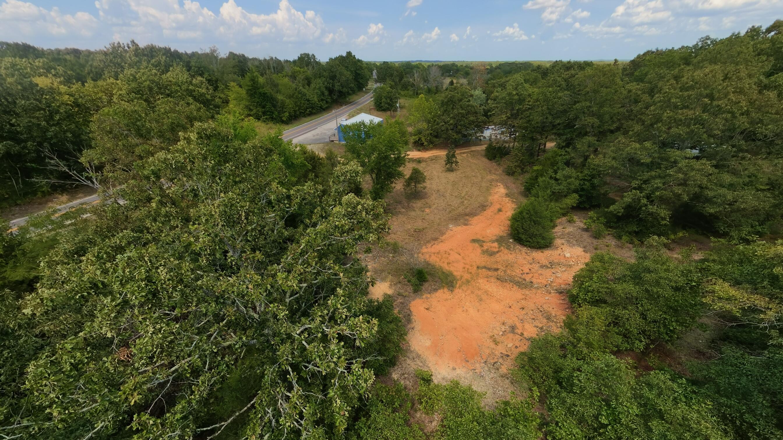 main property photo 37